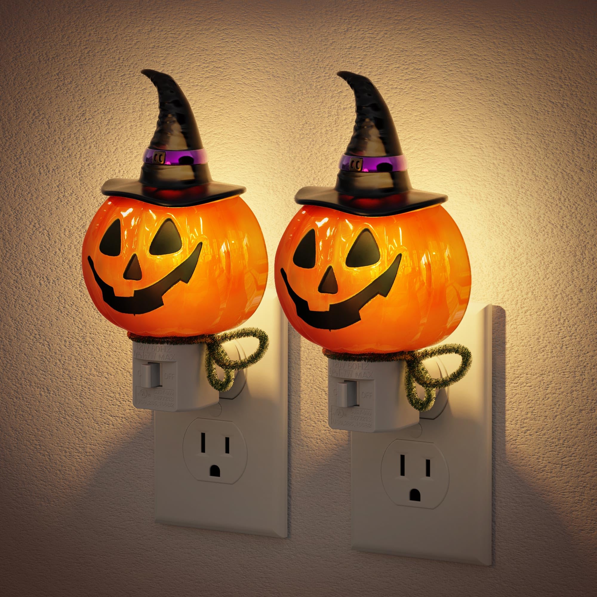 JandCase Pumpkin Night Light, 2 Pack 3000K Night Lights Plug into Wall,Cute & Funny Halloween Night Light for Kids,Plug in Pumpk