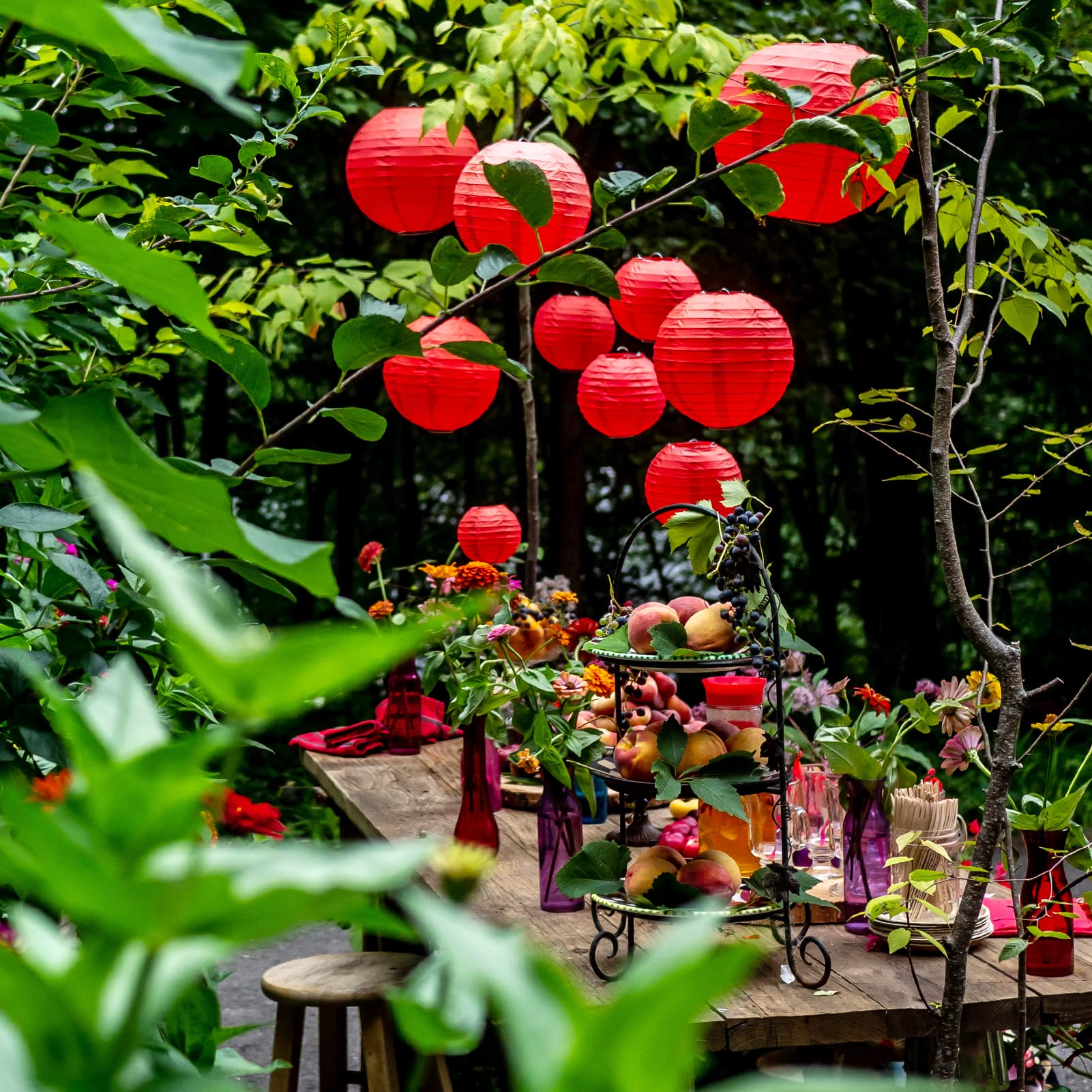 Red Paper Lanterns - 25 Piece Set - Red Party Decorations For Birthdays, Weddings And Special Occasions By Avoseta