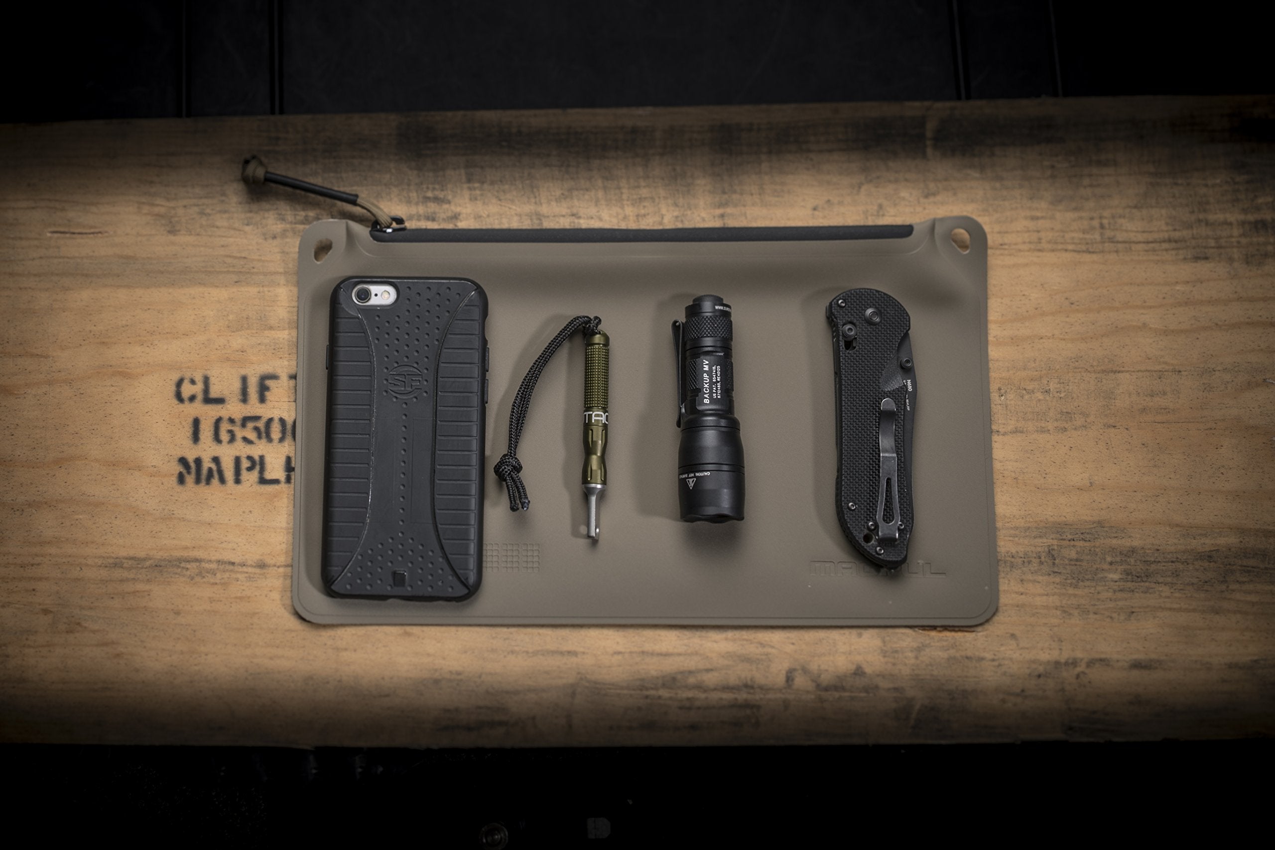 SureFire E1B-MV Backup Flashlight - Dual Output LED, MaxVision Beam, Aluminum, Black