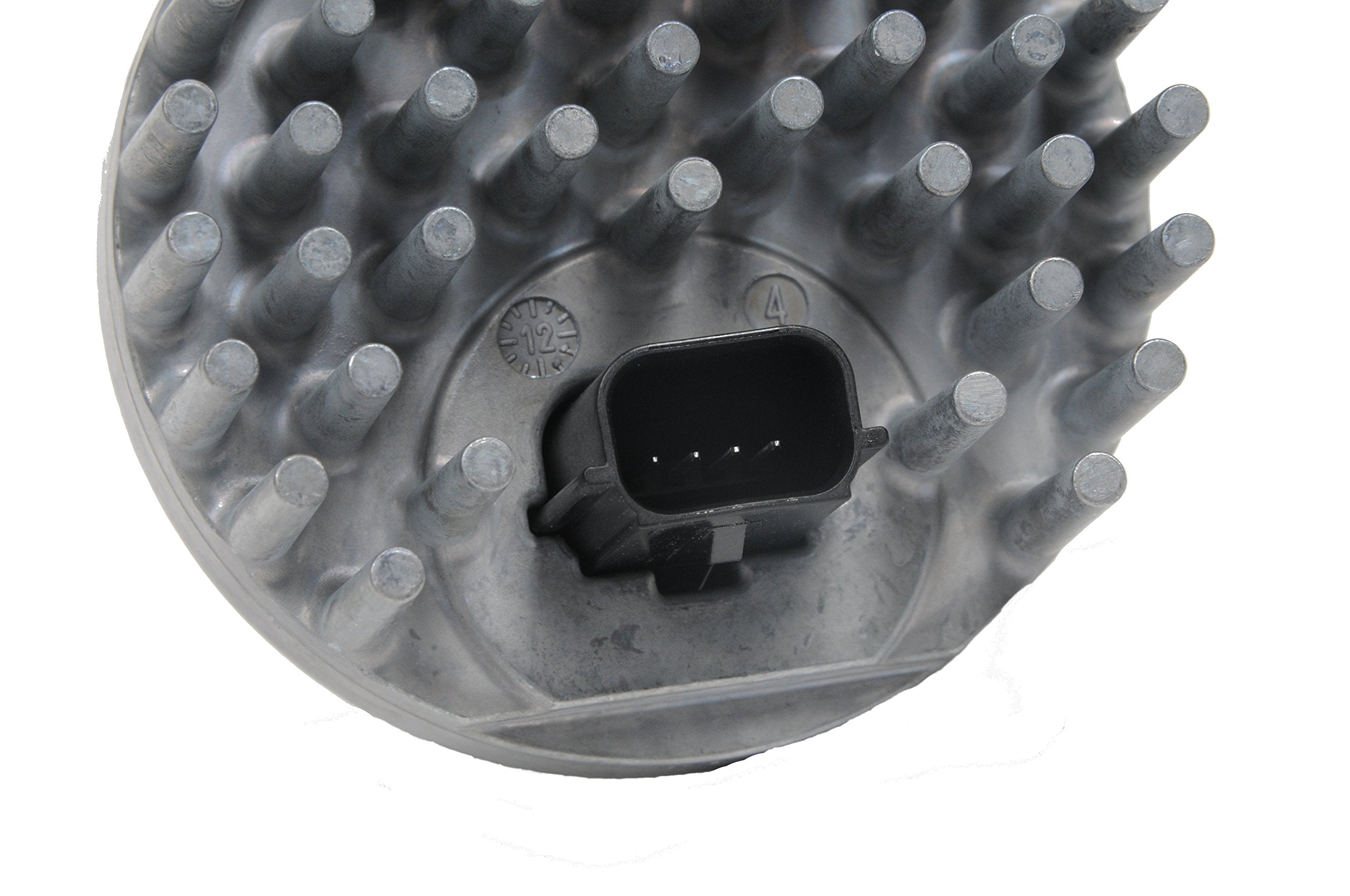 ACDelco GM Genuine Parts 13582912 Brake and Tail Light Bulb - Reliable Auto Lighting Solution