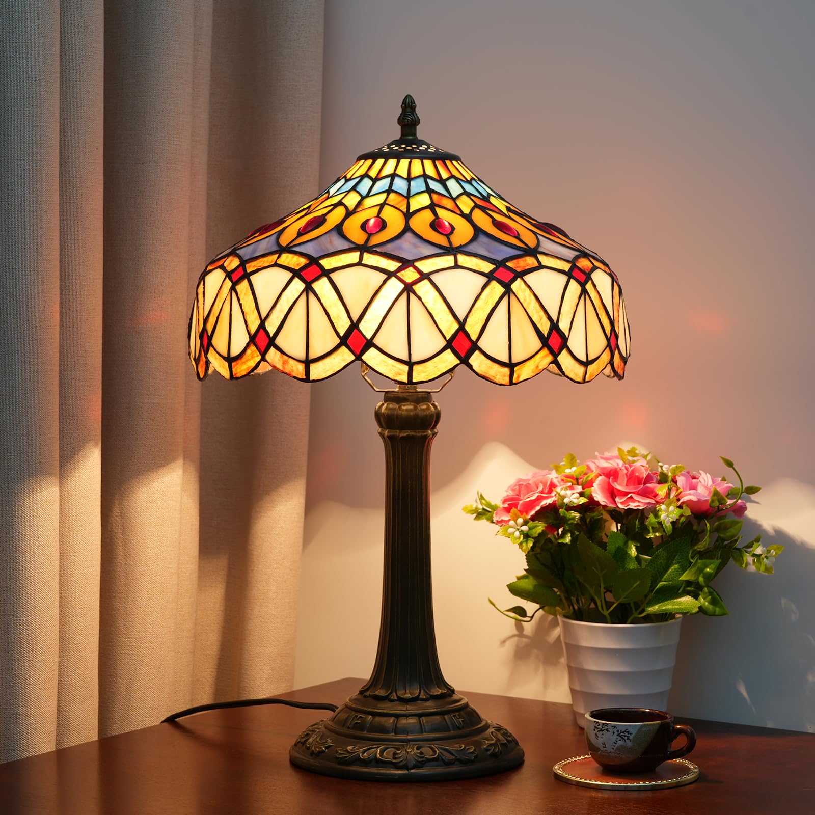 Blivuself Tiffany Lamp Yellow Peacock Tail Style Stained Glass Table Lamp Vintage Handmade Desk Reading Lamp for Living Room Bed