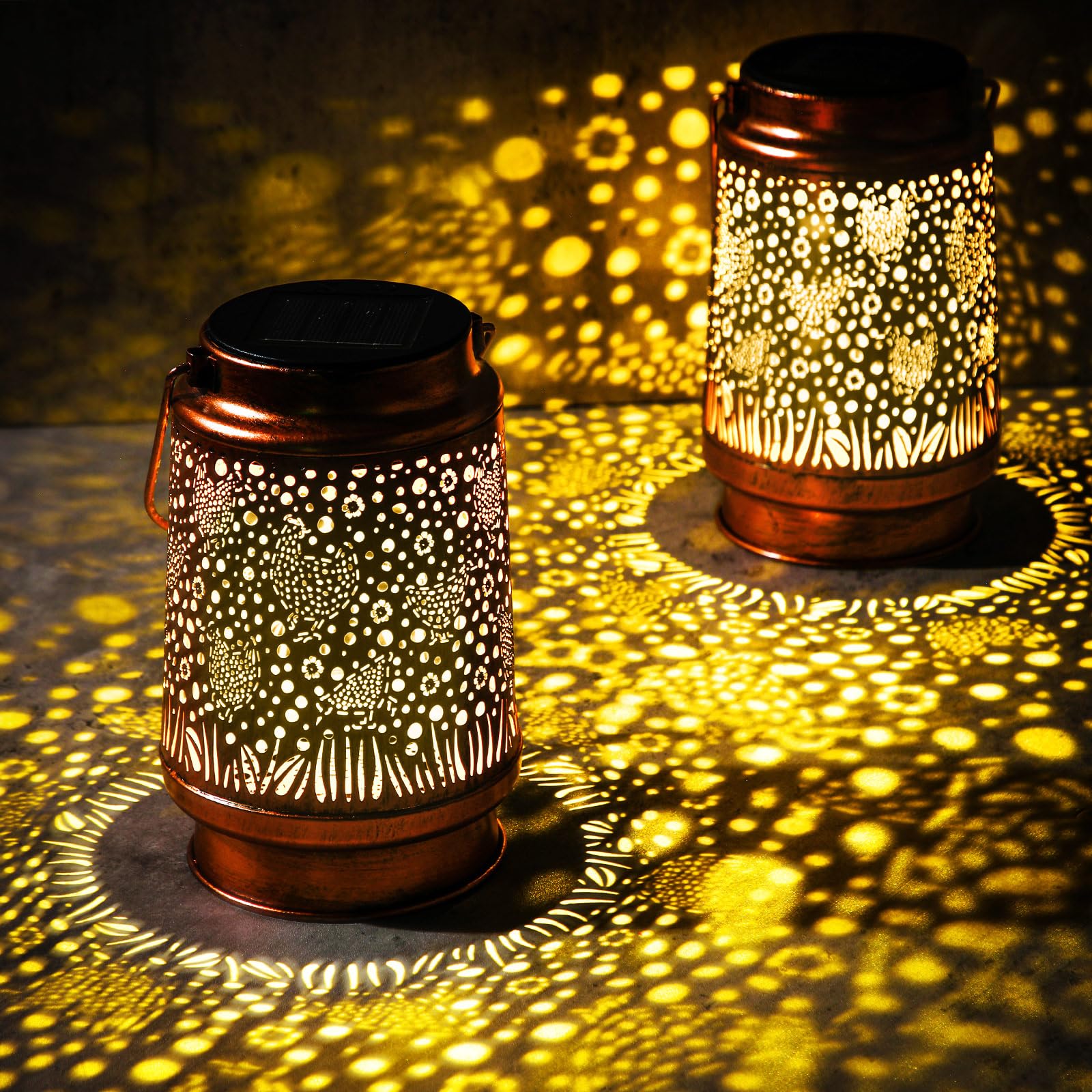 Glooglitter 2 Pcs Chicken Solar Lanterns Outdoor Fathers Day Hanging Solar Lights Birthday Gifts for Women Men Waterproof Lamp 