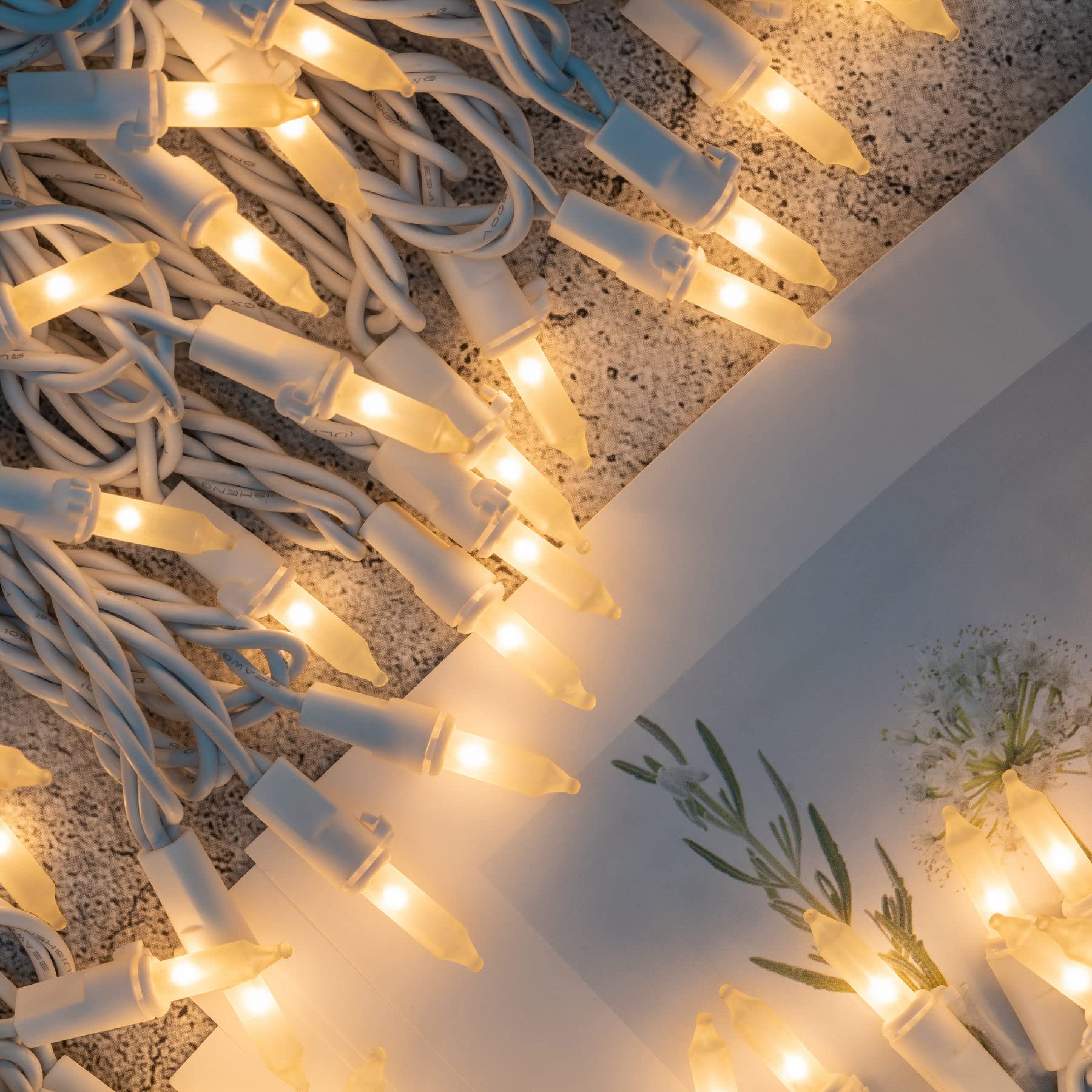 Yuletime 200 Frosted White Christmas Lights, Pack Of 2 Sets 33 Feet 100 Count Ul Certified Incandescent String Lights (Frosted W