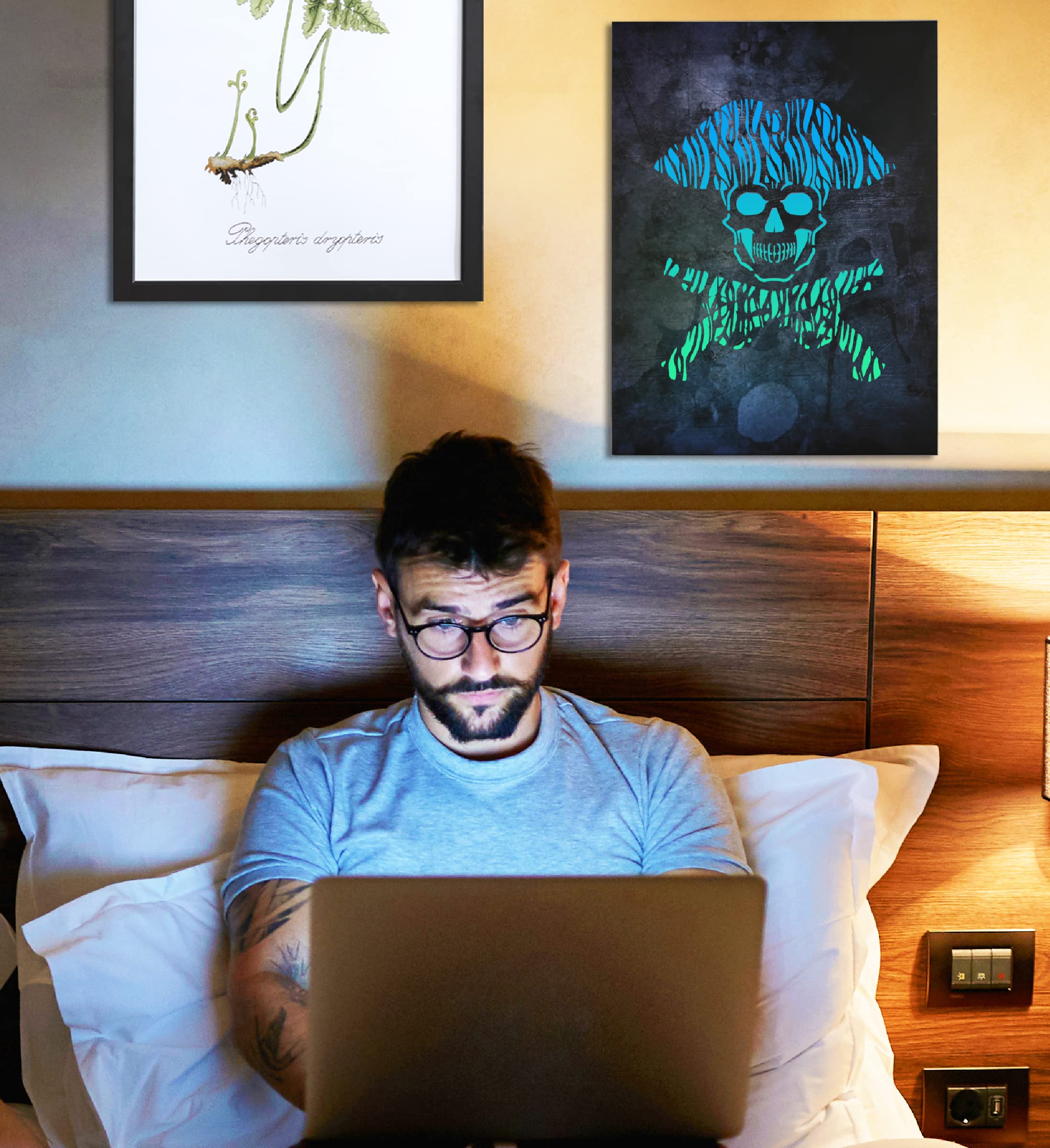 Cota Global Pirate Light Up Led Wall Art - Fun Changing Color Led Light Up Picture Art For Bedroom, Modern Wall Hang Living Room