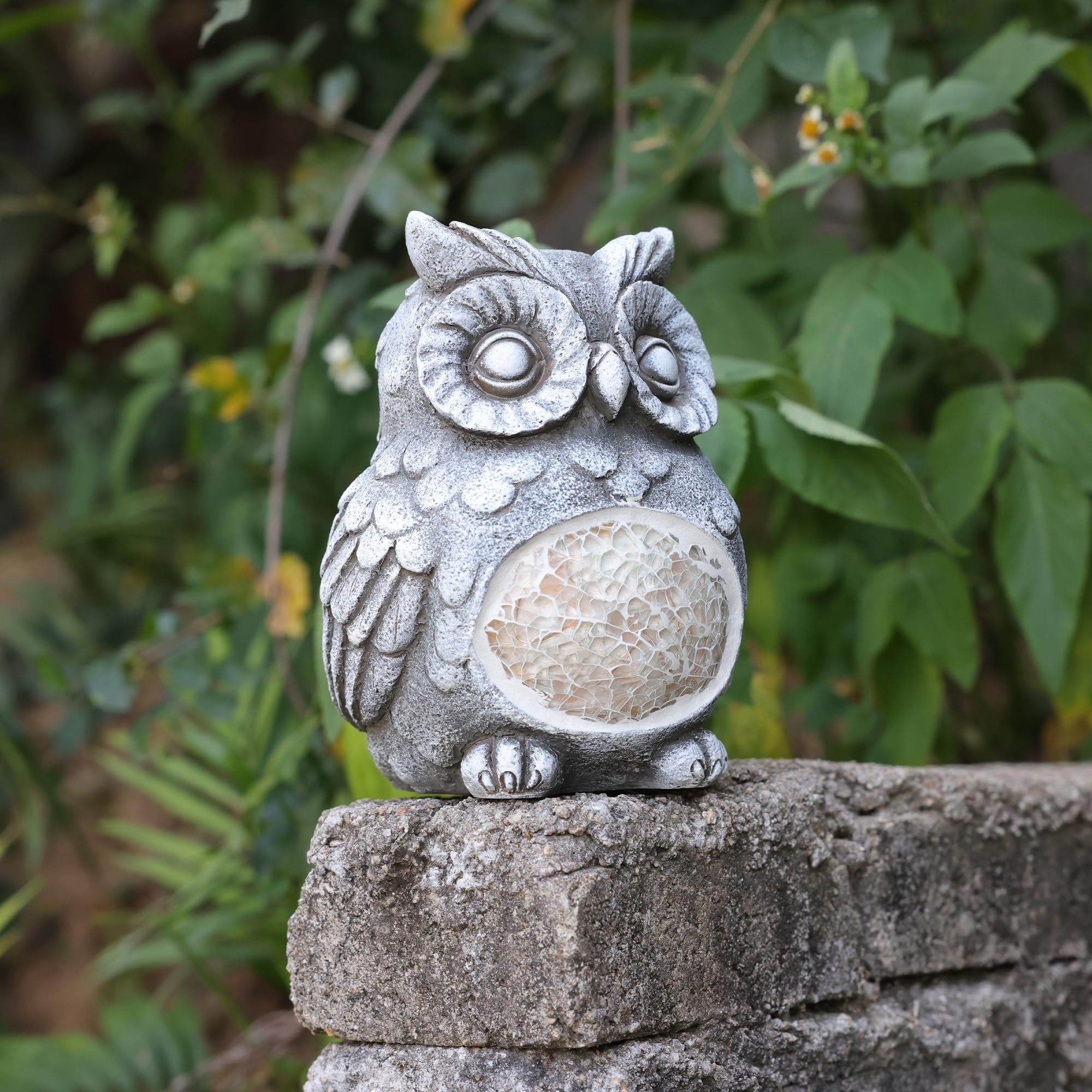 Rezpuao Solar Owl Garden Statue, Resin Figurine with Solar Light, Outdoor Decor for Patio, Yard, Lawn, Model CA81432, Color Owl