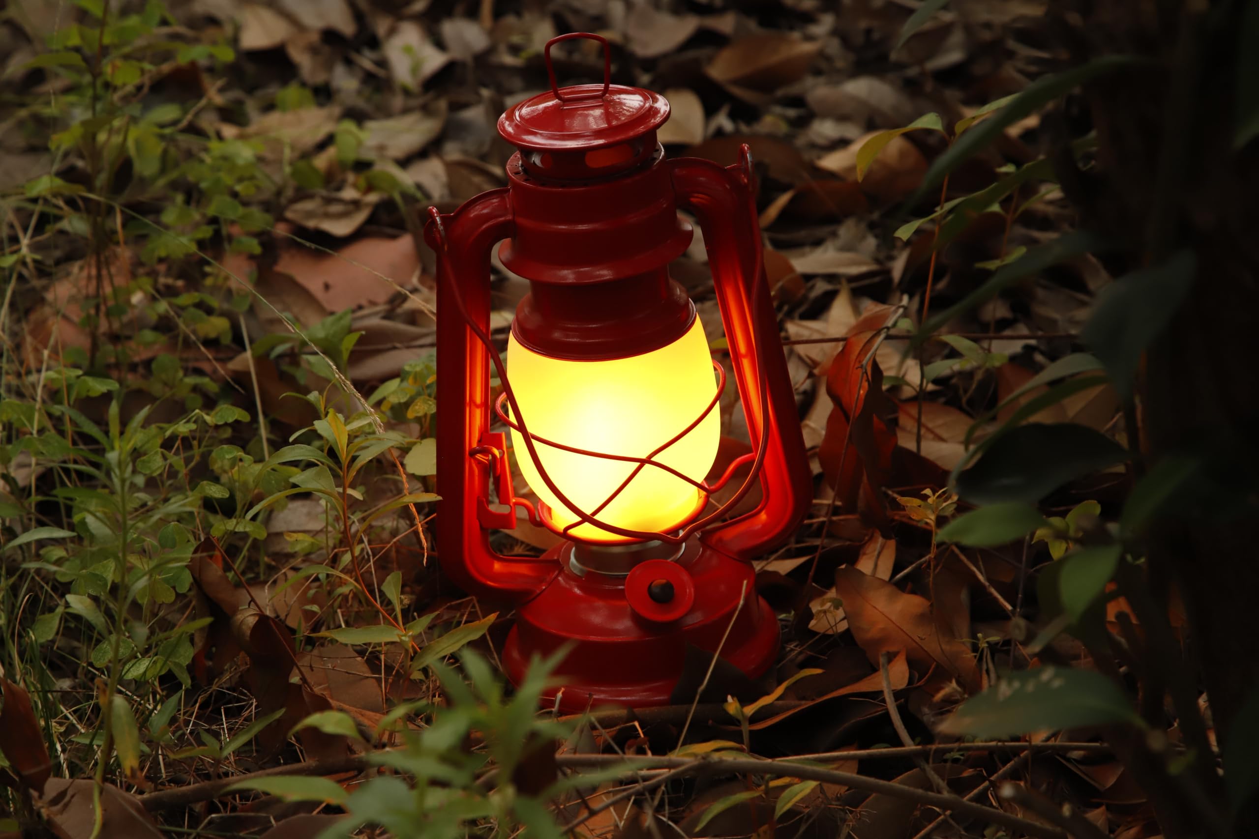 Yakii Led Vintage Flame Lantern - Metal Outdoor Hanging Lantern, Battery Operated, Red, Pack Of 2, Model Lp023F-R-2
