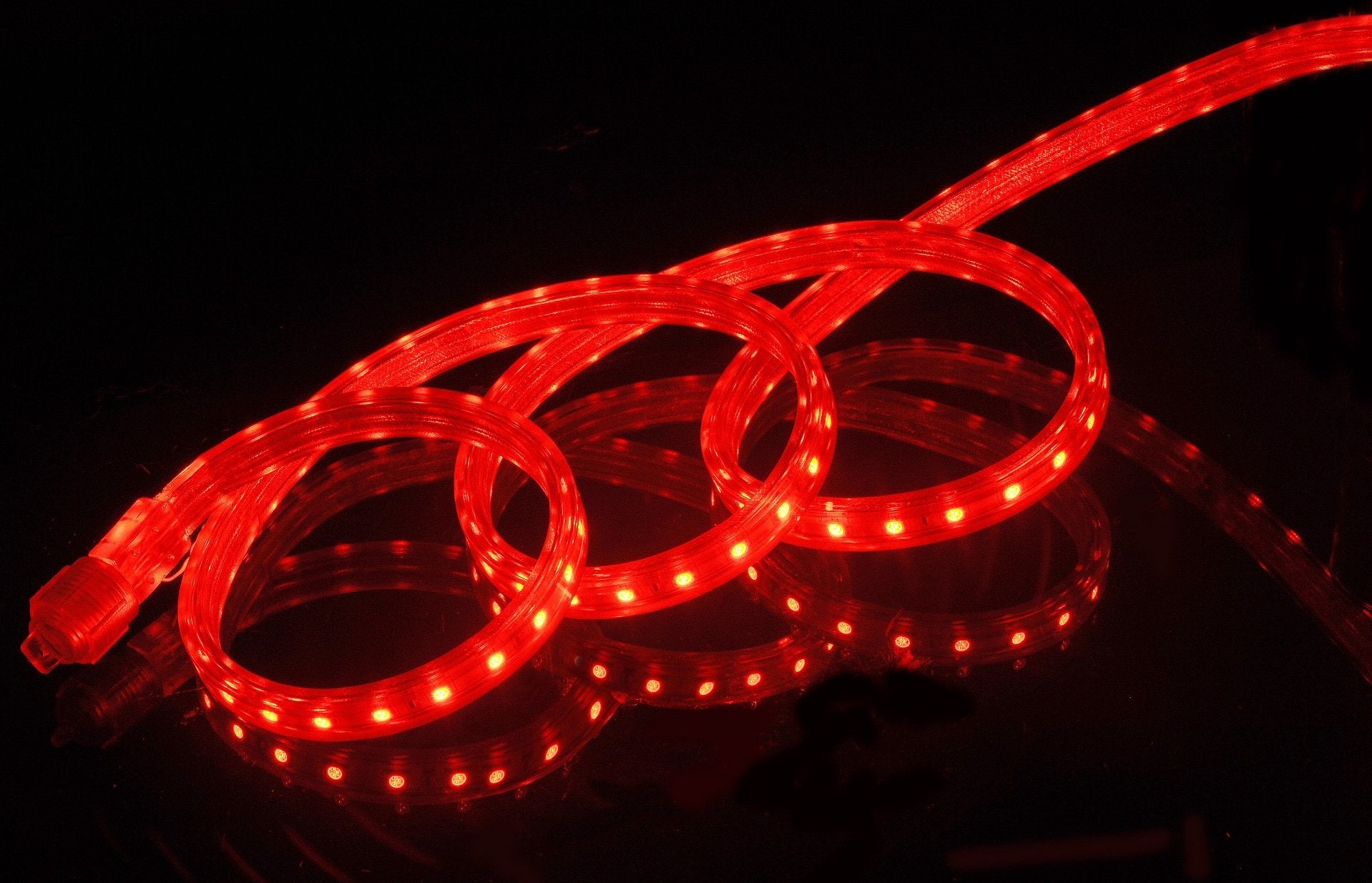 CBConcept LED Strip Rope Light, 40 Feet, 10500 Lumen, Dimmable, Red, Indoor/Outdoor, Model 120VSMD5050-12.5M-R