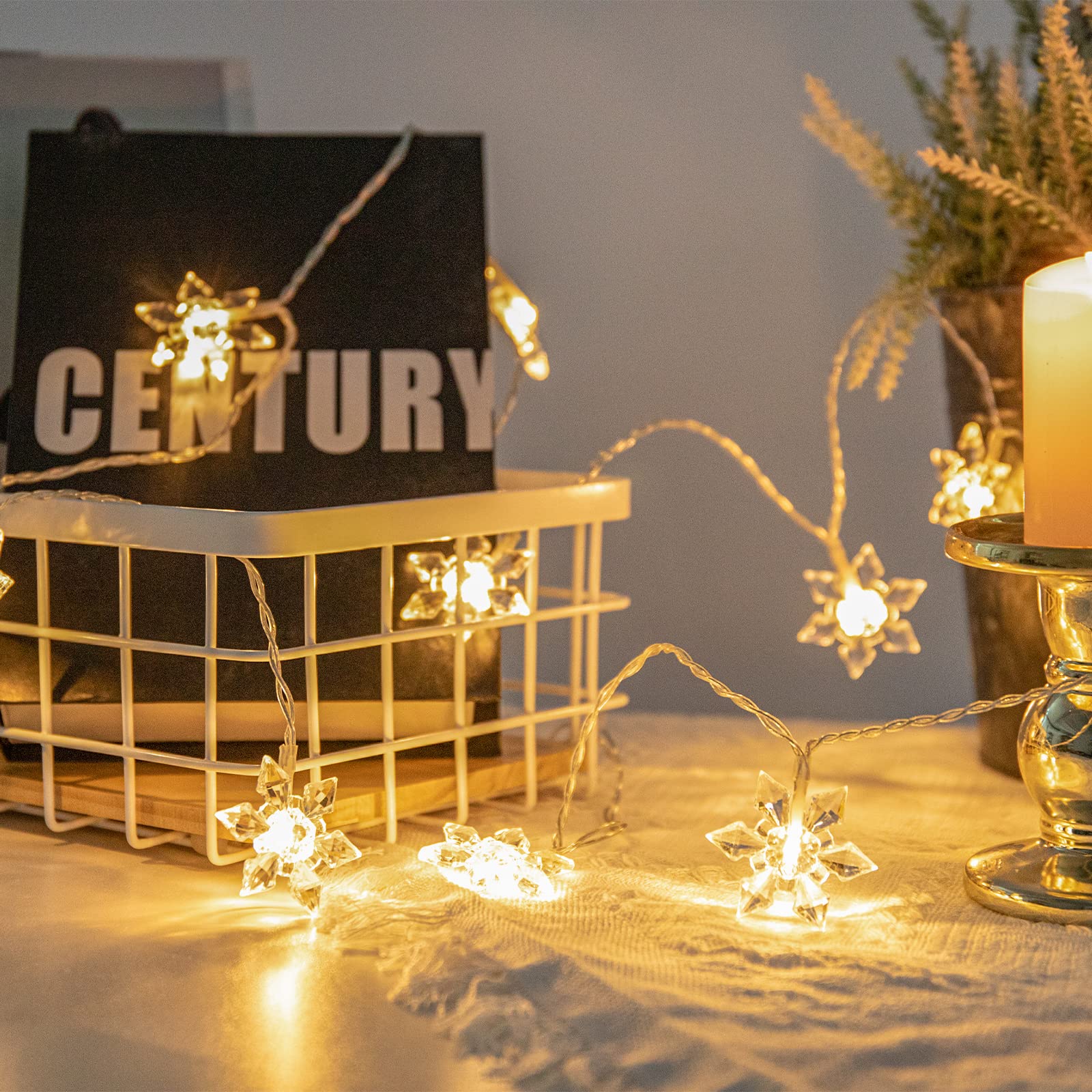 Vigdur 2 Packs Christmas Snowflake Lights - 20 LED Snowflake String Lights Battery Operated with Timer Indoor Xmas Fairy Lights for Bedroom Party Window Holiday Decoration