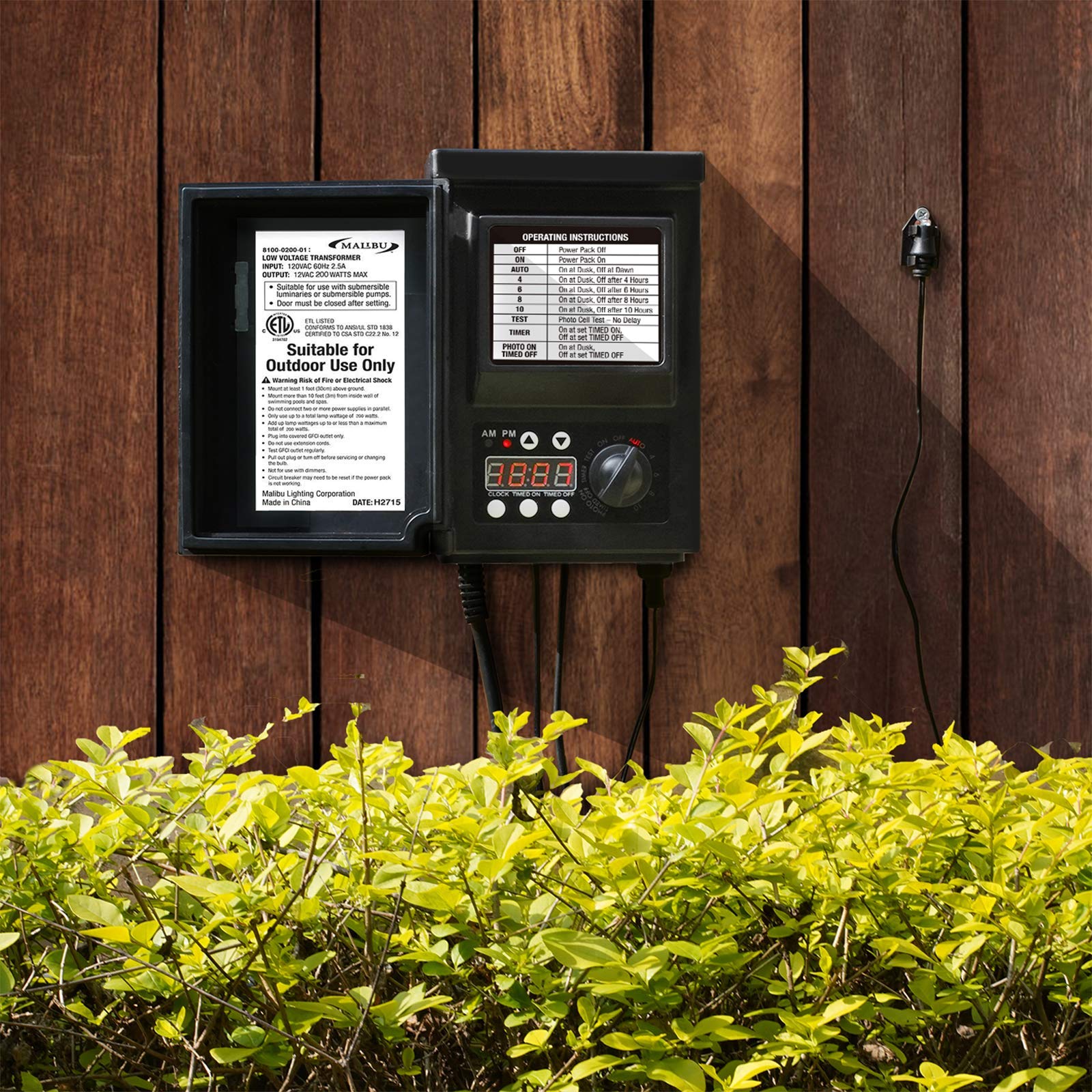 Malibu Power Pack 200W Low-Voltage Transformer with Photo Sensor for Landscape Lighting