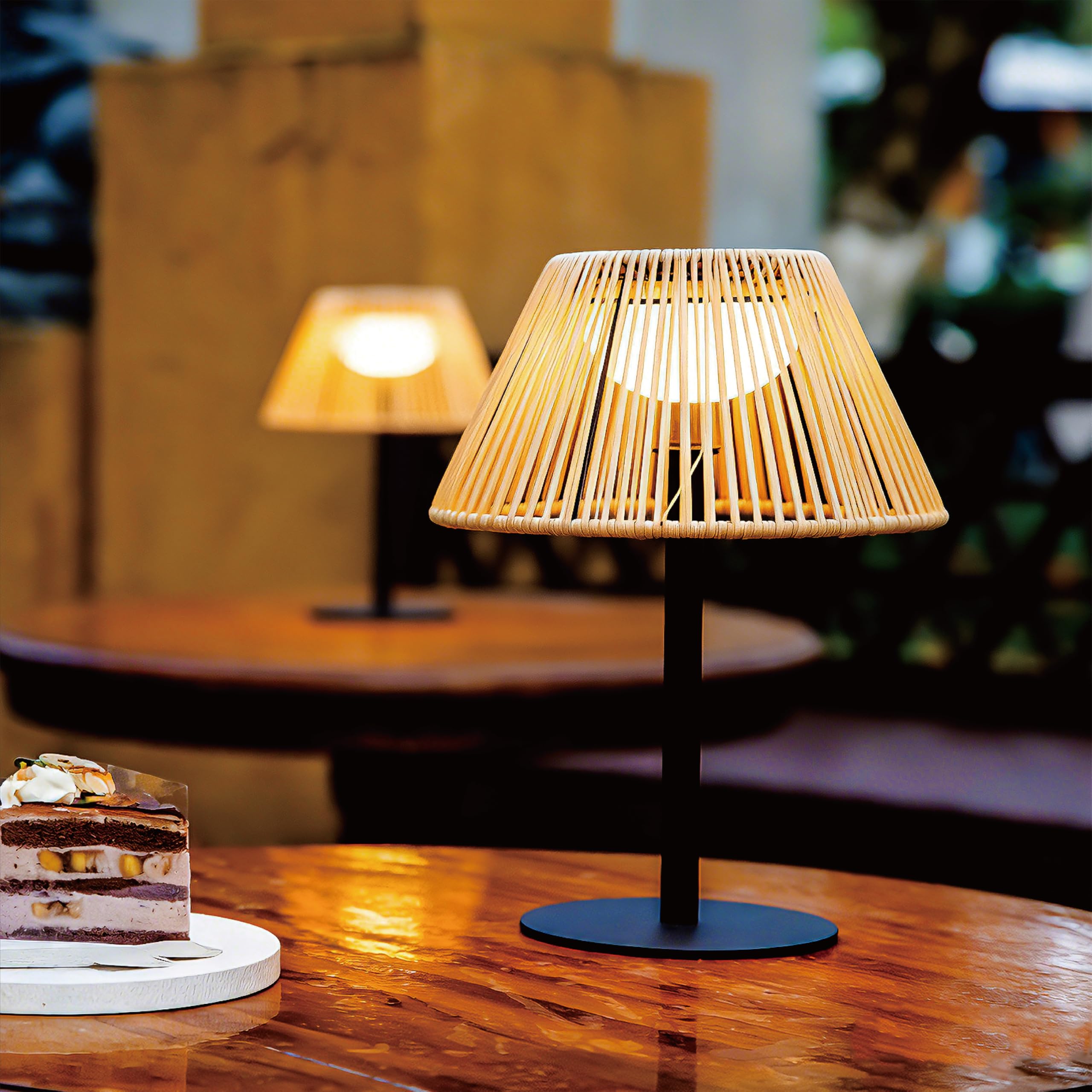 VerLuce - Solar Table Lamps - Remote Control Included - Dimmable & Timer Modes - Rechargeable Battery Lasts Up to 45 Hours - 270