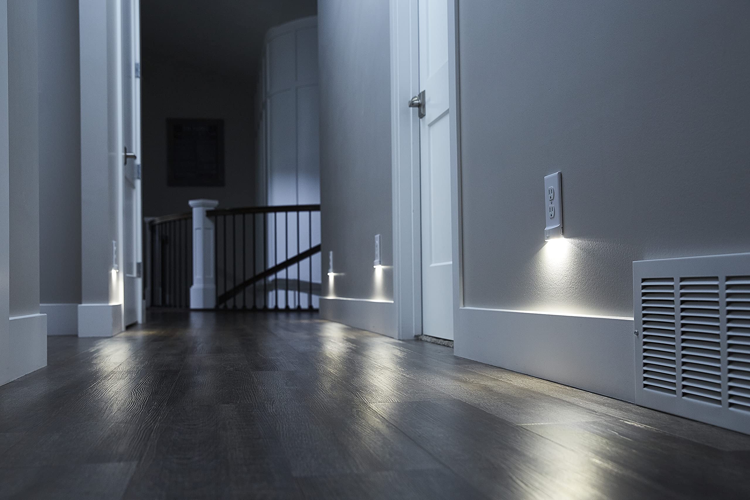 SnapPower MotionLight - Motion Detecting LED Night Lights for Duplex Outlets - Bright/Dim/Off - White - Model 02-O1ML-XWH-SM20 - 2 Pack