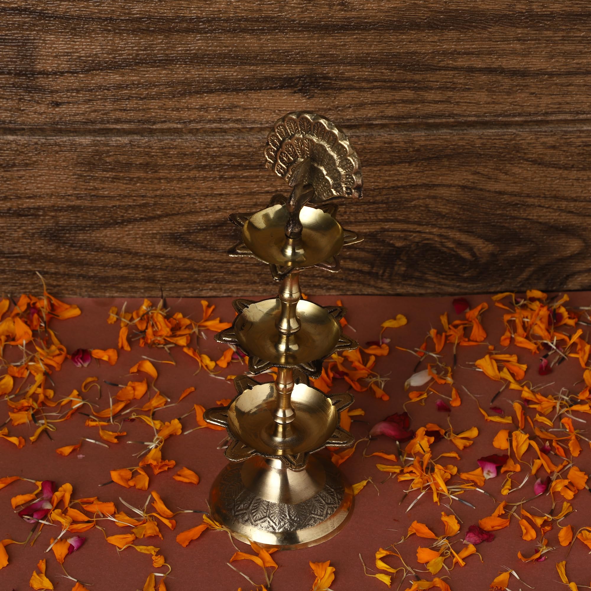 Purpledip Brass Kuthu Vilakku Peacock Oil Lamp, 8 Inches, Golden, Model 12118, Traditional Design Diya For Inauguration