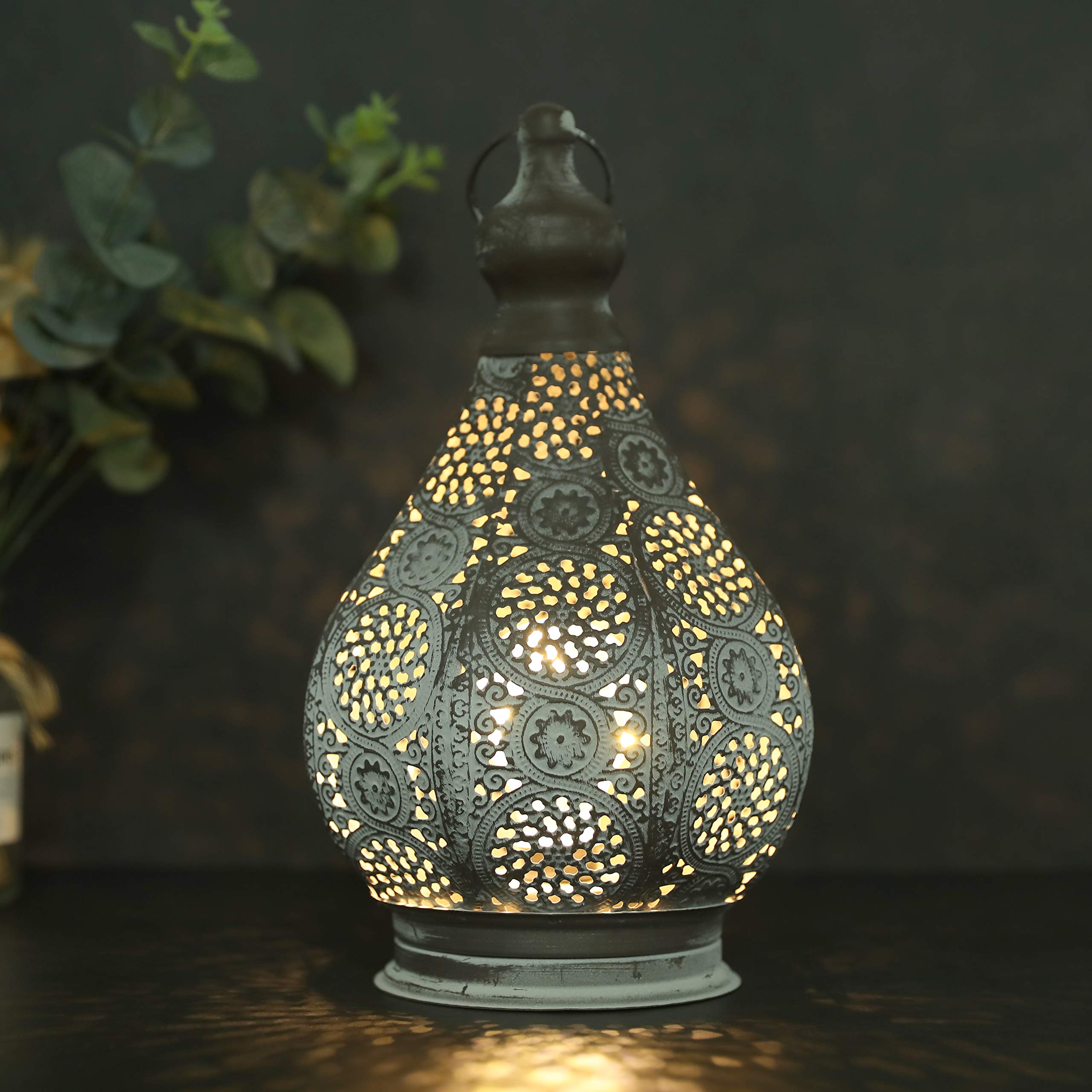 Jhy Design Vintage Moroccan Lantern Table Lamp, Battery Powered, 11.5&quot; Metal Cordless Lamp