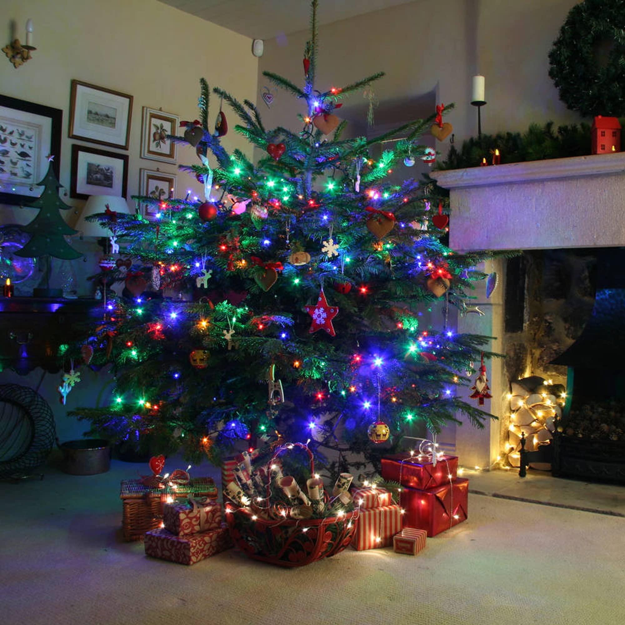 Dazzle Bright Christmas String Lights 400 LED Multi-Colored Waterproof 8 Modes Model HB-200COI