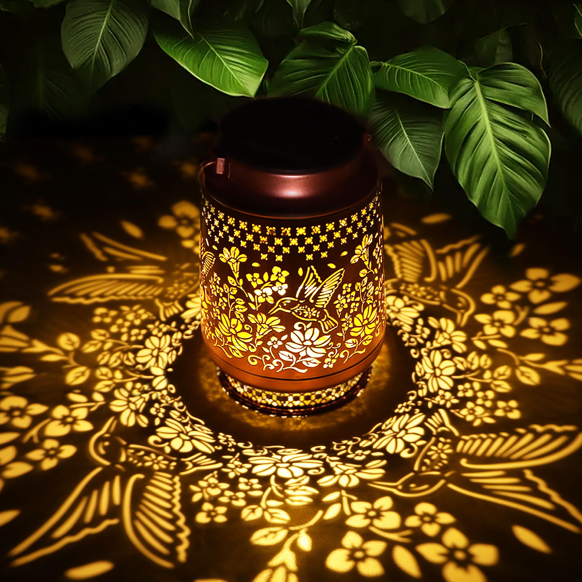 Hummingbird Solar Lanterns Outdoor Waterproof, Garden Decor Birthday Gifts for Women Mom Grandma Sister, Metal Hanging Solar Lig