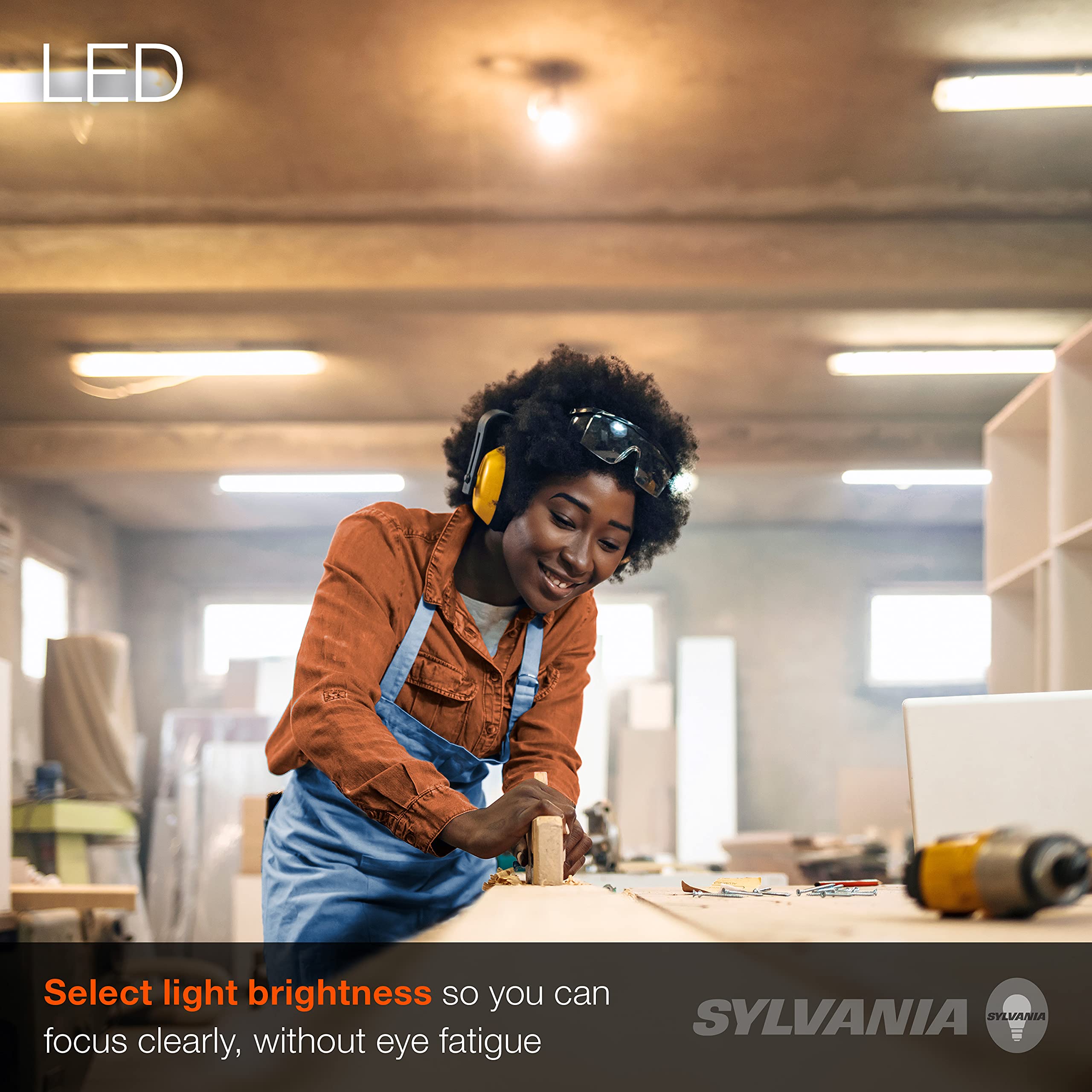 LEDVANCE SYLVANIA 4FT Plug In LED Shop Light 42W 4200LM 4000K Cool White Model 61451 - 1 Pack