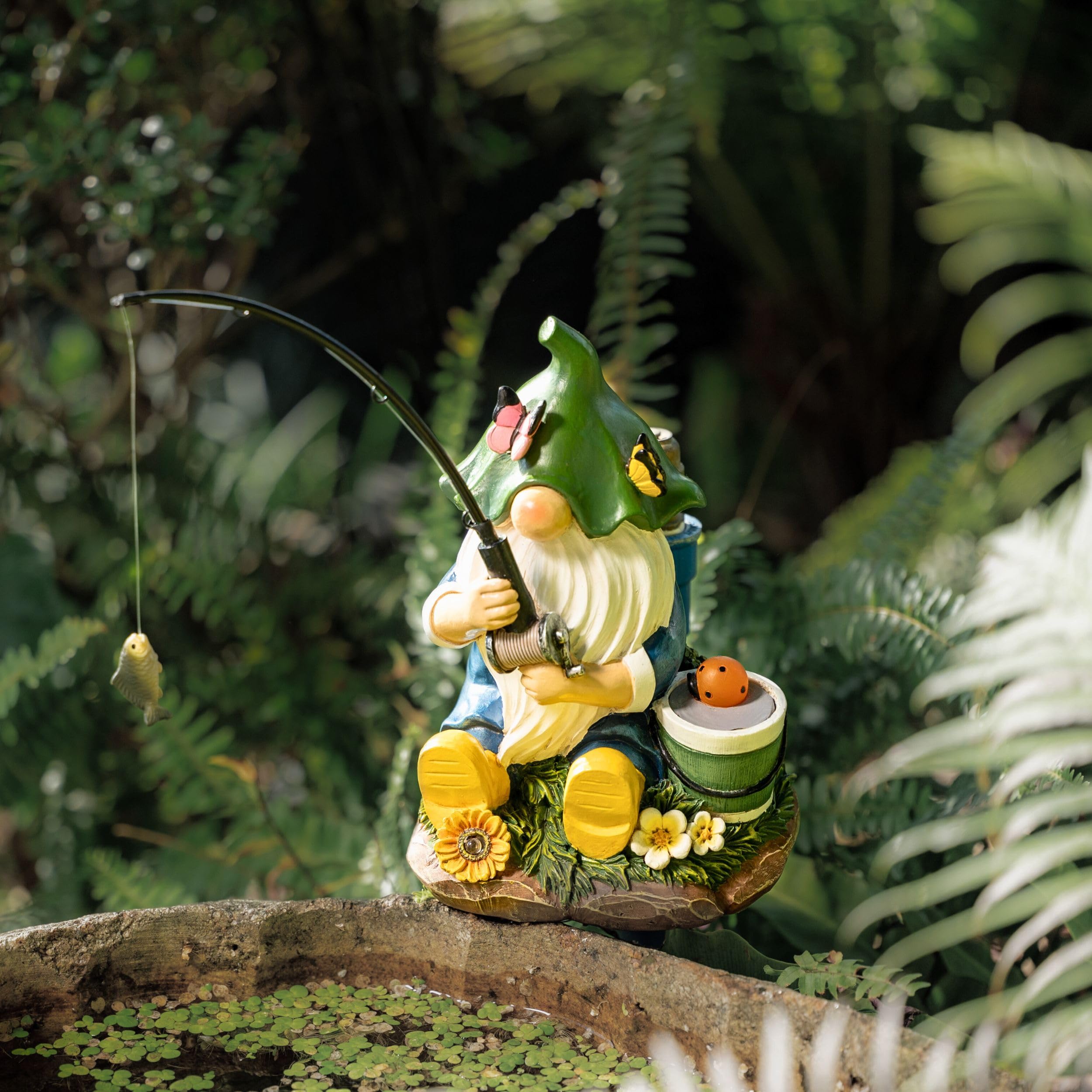 TERESAS COLLECTIONS Resin Outdoor Statue with Solar Outdoor Lights for Garden Decor,Christmas Garden Gnome Fishing for Outside