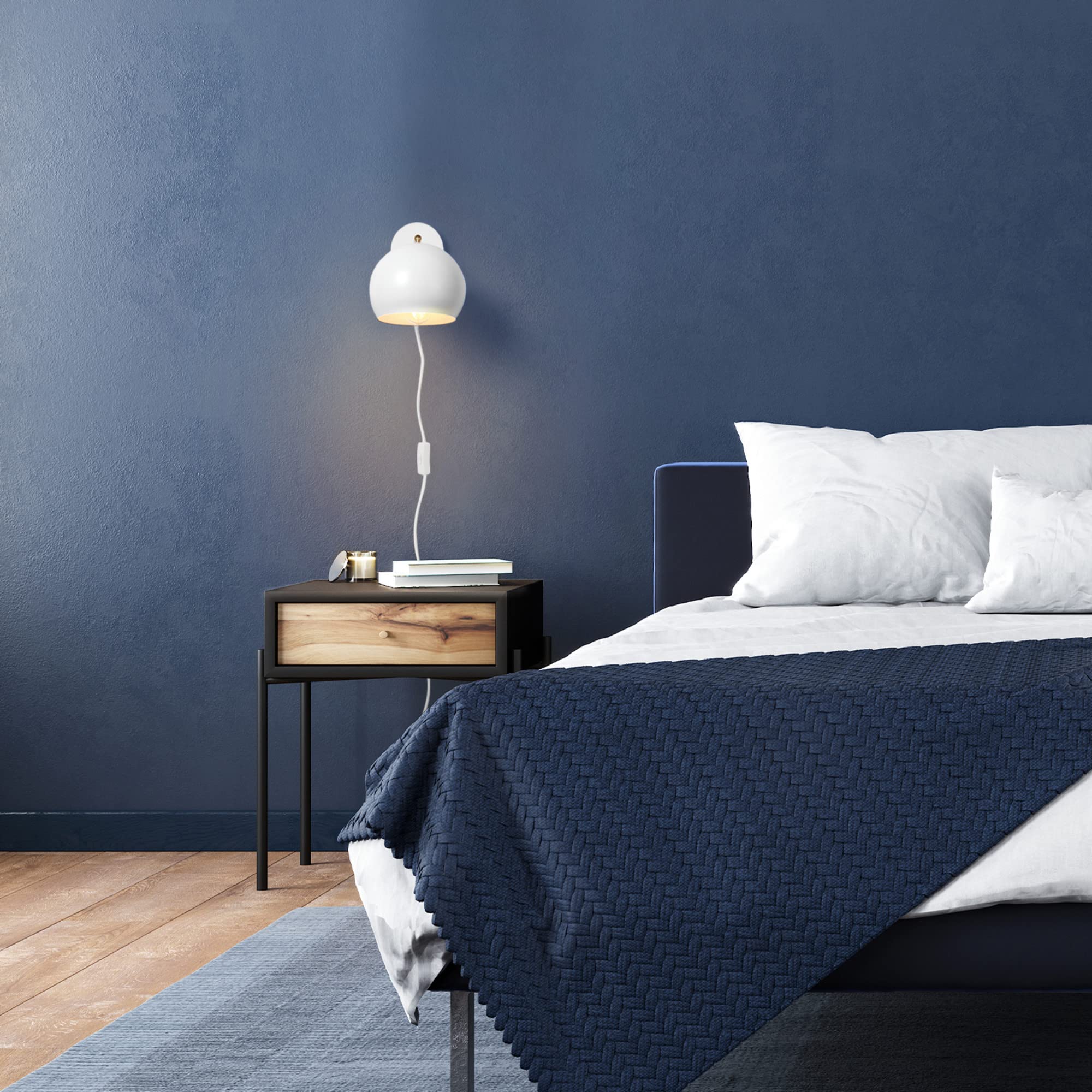 Globe Electric 52077 Molly 1-Light Plug-In Or Hardwire Wall Sconce, Matte White, Matte Brass Accent