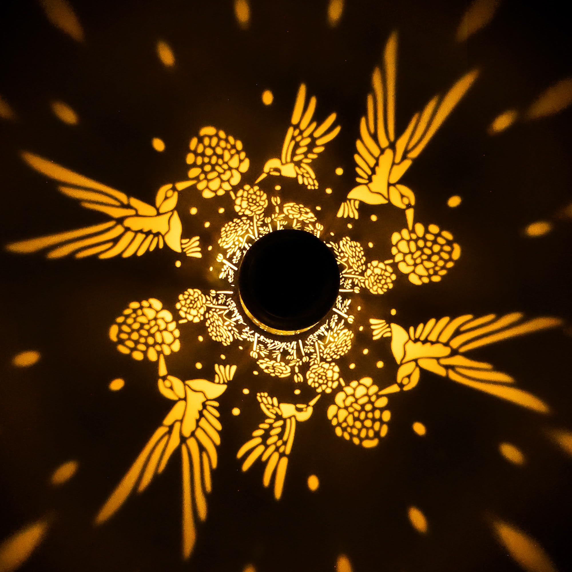 Brizled Hummingbird Solar Lantern Lights, Outdoor Led Hollow Out Hanging Lantern Lights, Warm White Solar Garden Lights Retro Me