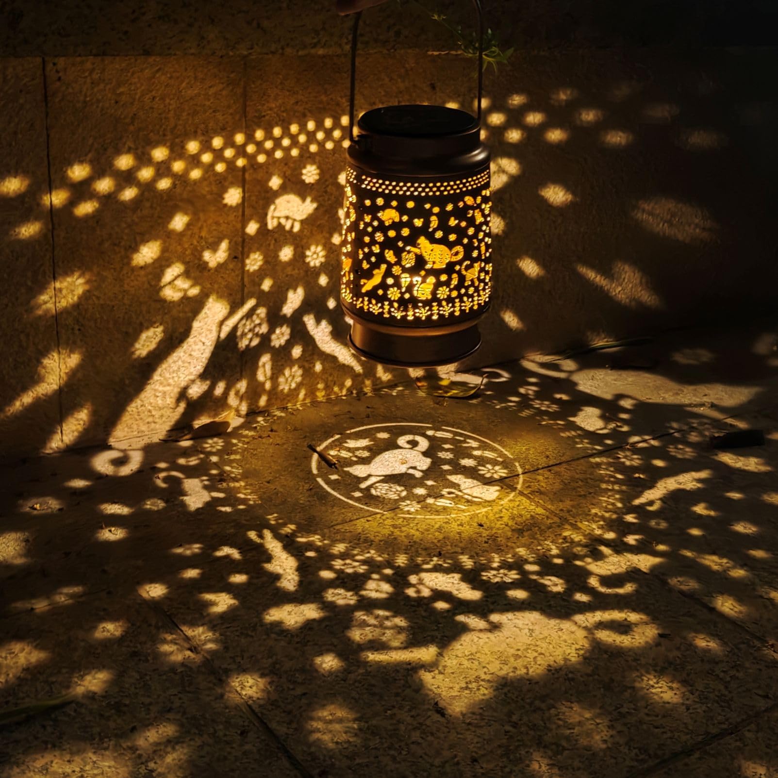Xugenxes Solar Cat Lantern - Waterproof Iron Hanging Ornament for Patio, Lawn, Garden - Model 1