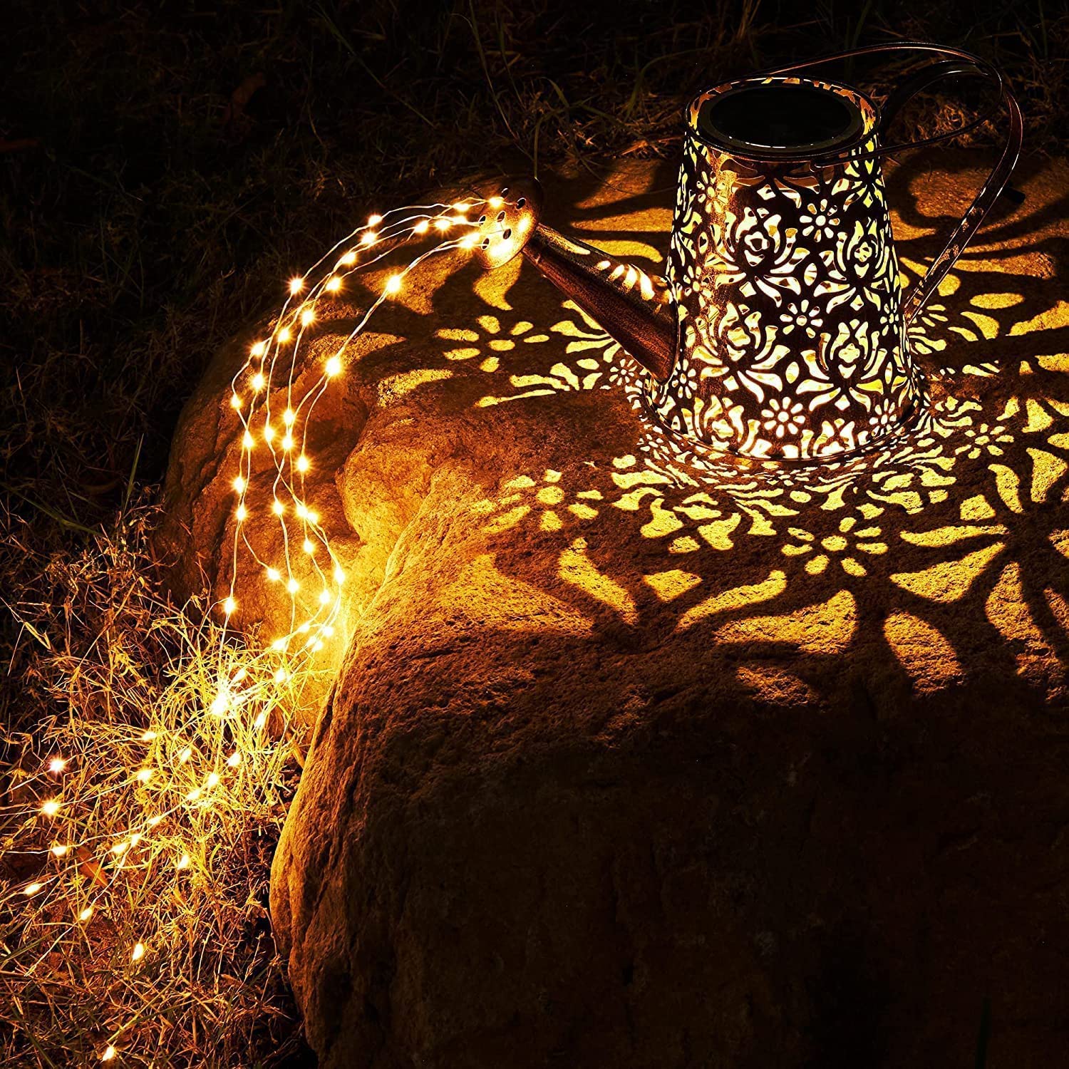 ZUSONUD Solar Lights Outdoor Garden Decorations, Iron Watering Can Lantern, Large, Warm White, Model KTL0310