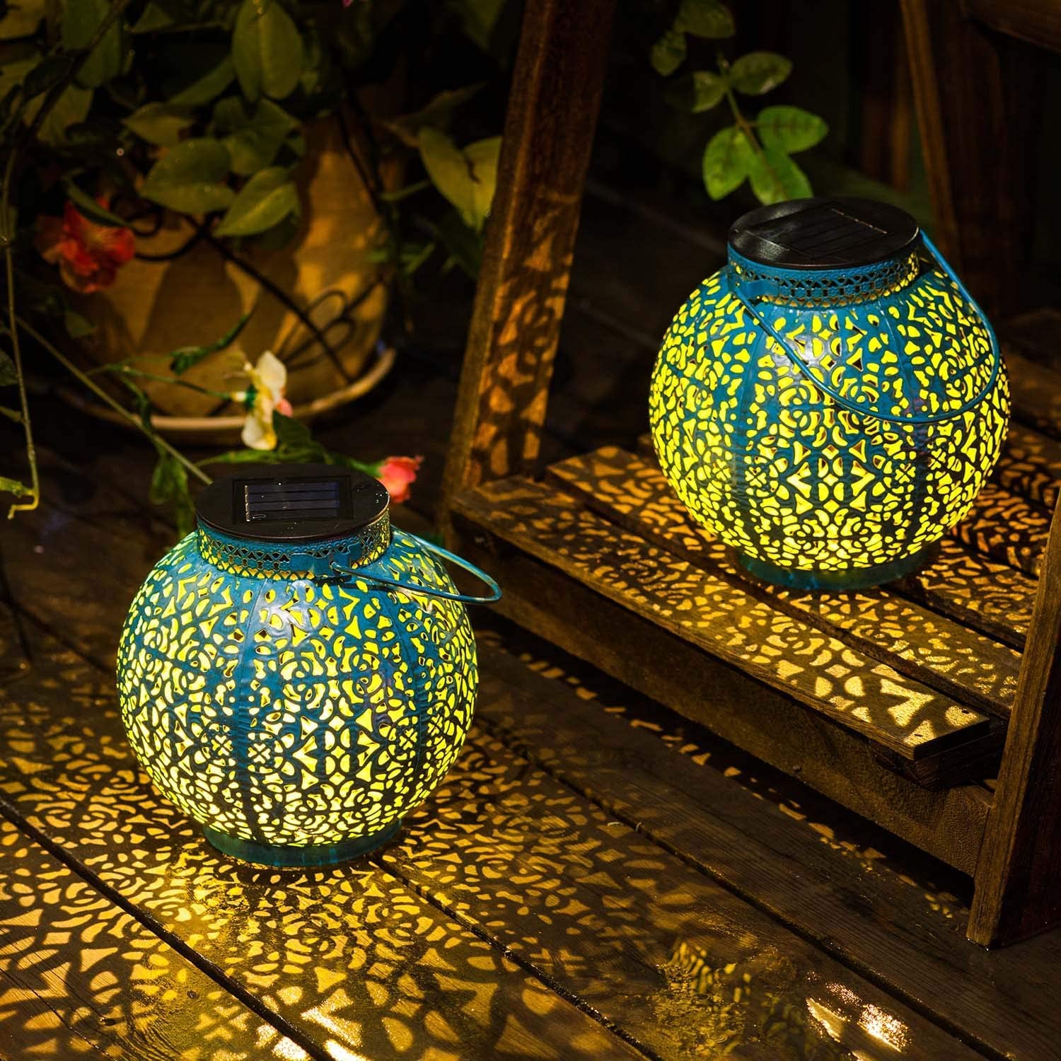 TAKE ME Solar Lanterns Outdoor Lights Waterproof Metal Garden Lanterns Set of 2 Blue Model CKDD69