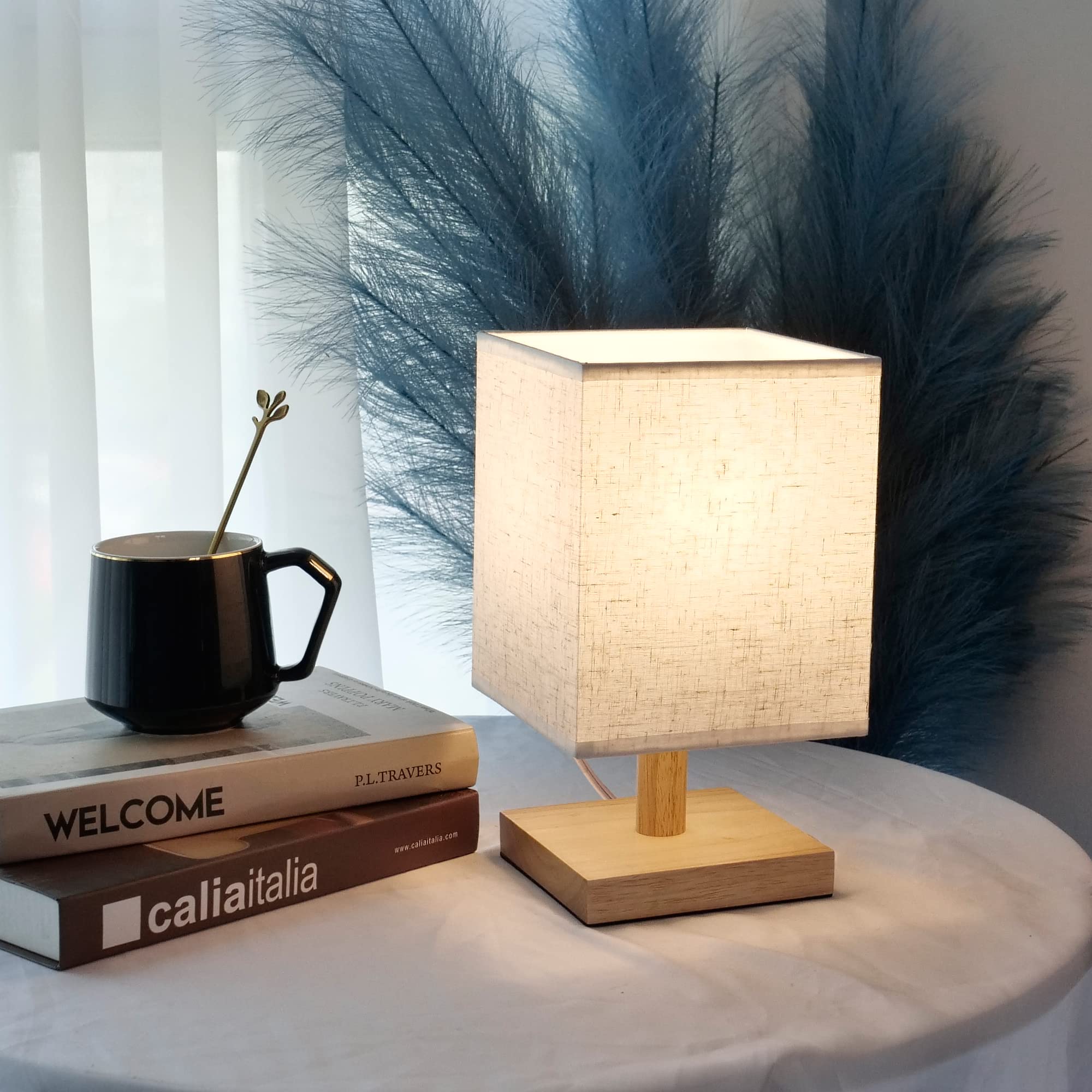 Achuai Small Table Lamp-Wooden Bedside Lamp Simple Bedroom Lamp Linen Shade Mini Desk Lamp Night Light Nightstand Lamp For Bedroom,Living Room,Kids Room (Including Led Bulbs) (Square)