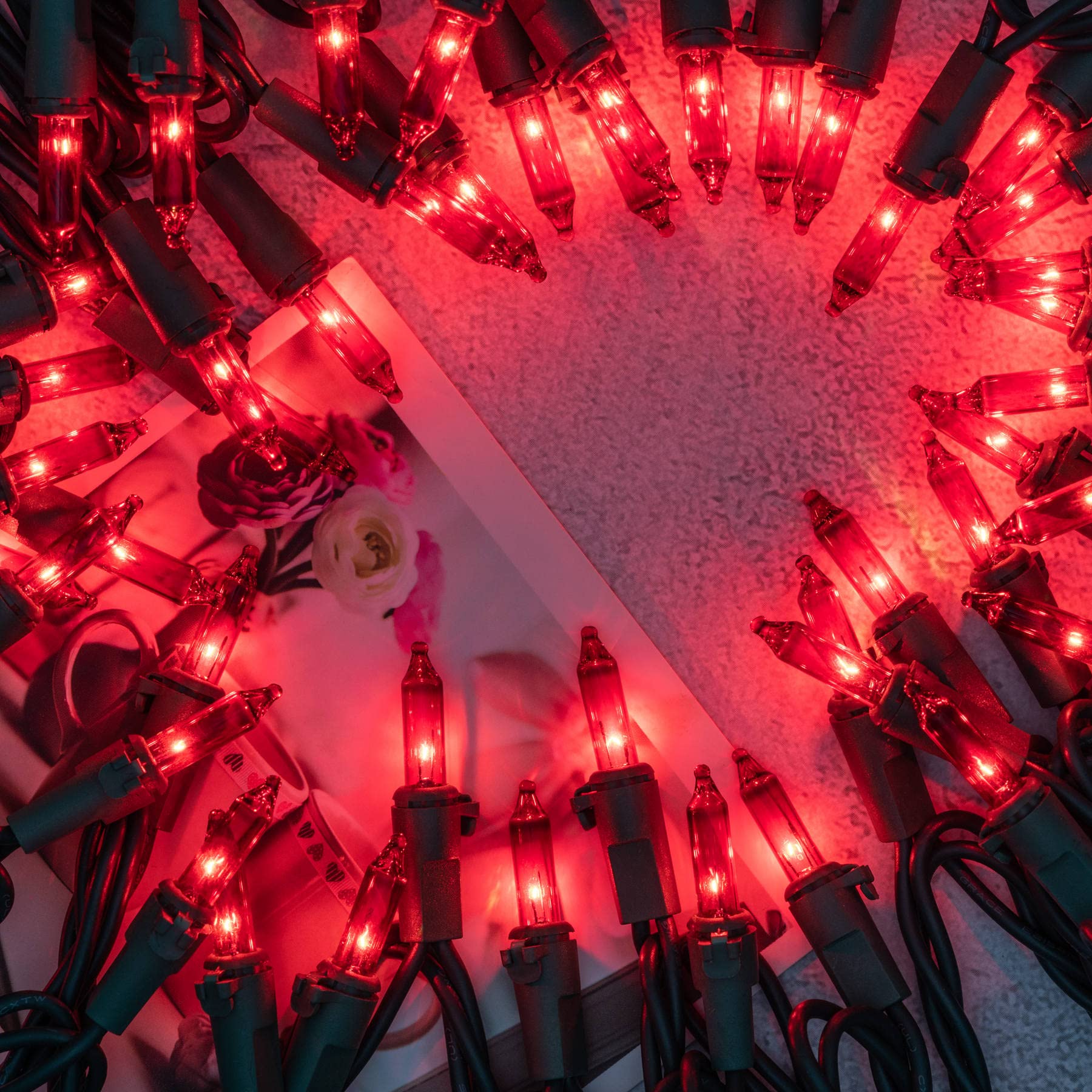 Yuletime Red Christmas Lights With Green Wire, 66 Feet 200 Count Ul Certified String Lights, Pack Of 2 Sets 33 Ft 100 Count Incandescent Mini Light Set (Red)