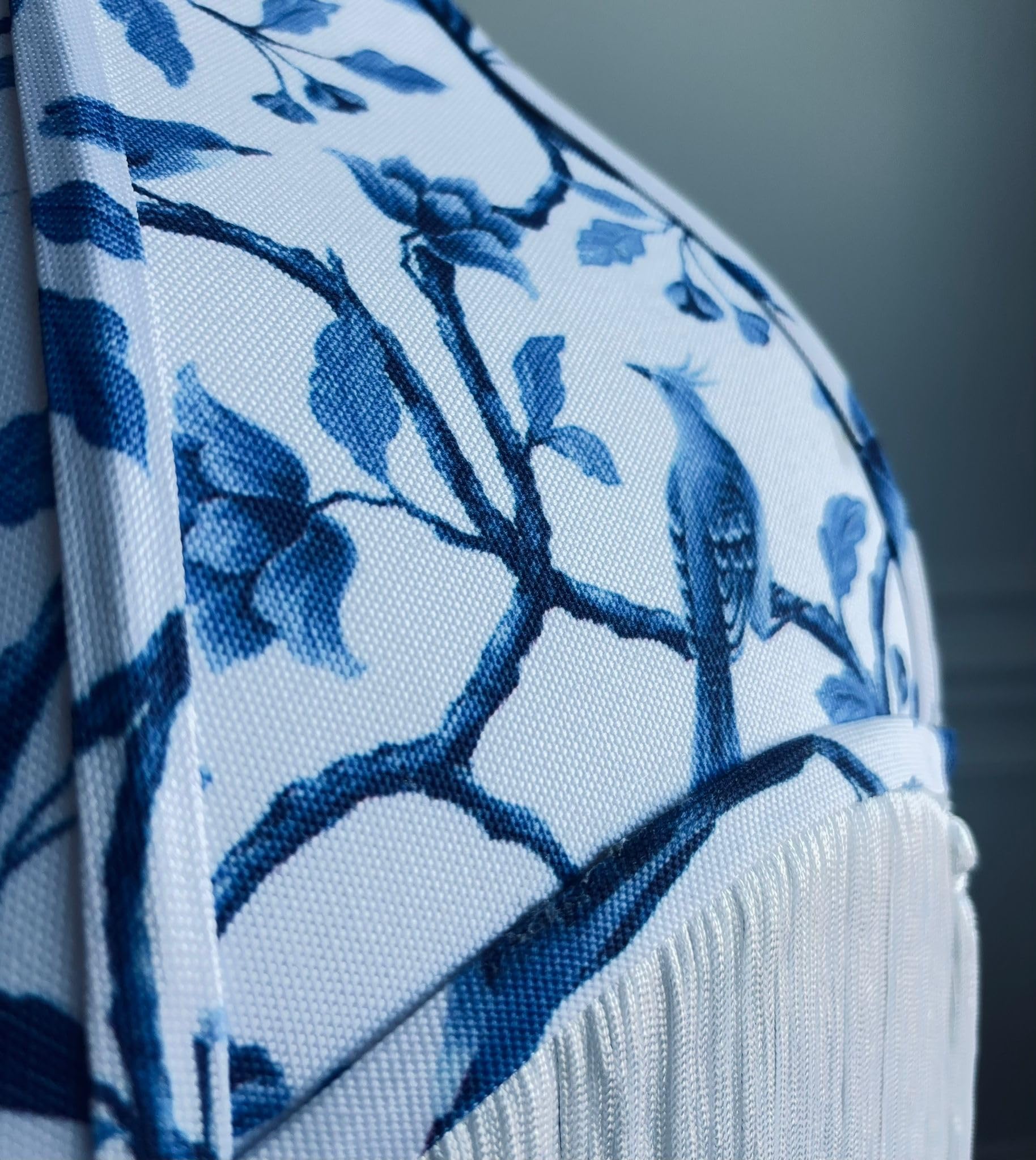 Tristan Home Premium Classic Victorian Style Bell Shape Scallop Large Velvet Lamp Shade With Tassels And Fringe (Blue And White)