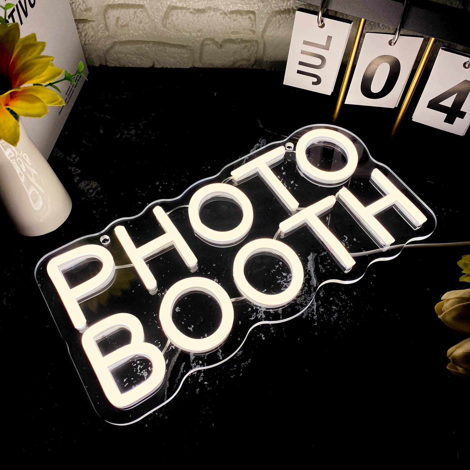 Photo Booth Neon Sign  Dimmable Photo Studio Sign Led Neon Light Led Light For Photography Bedroom Wedding Engagement Party Reception Gifts(11.8 * 5.9In)
