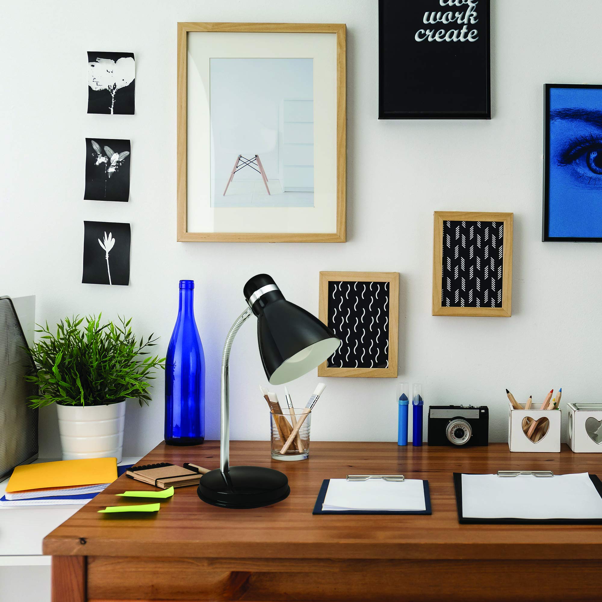 Newhouse Lighting Oxford Classic Desk Lamp, Metal, Black, Model NHDK-OX-BK, LED Bulb Included