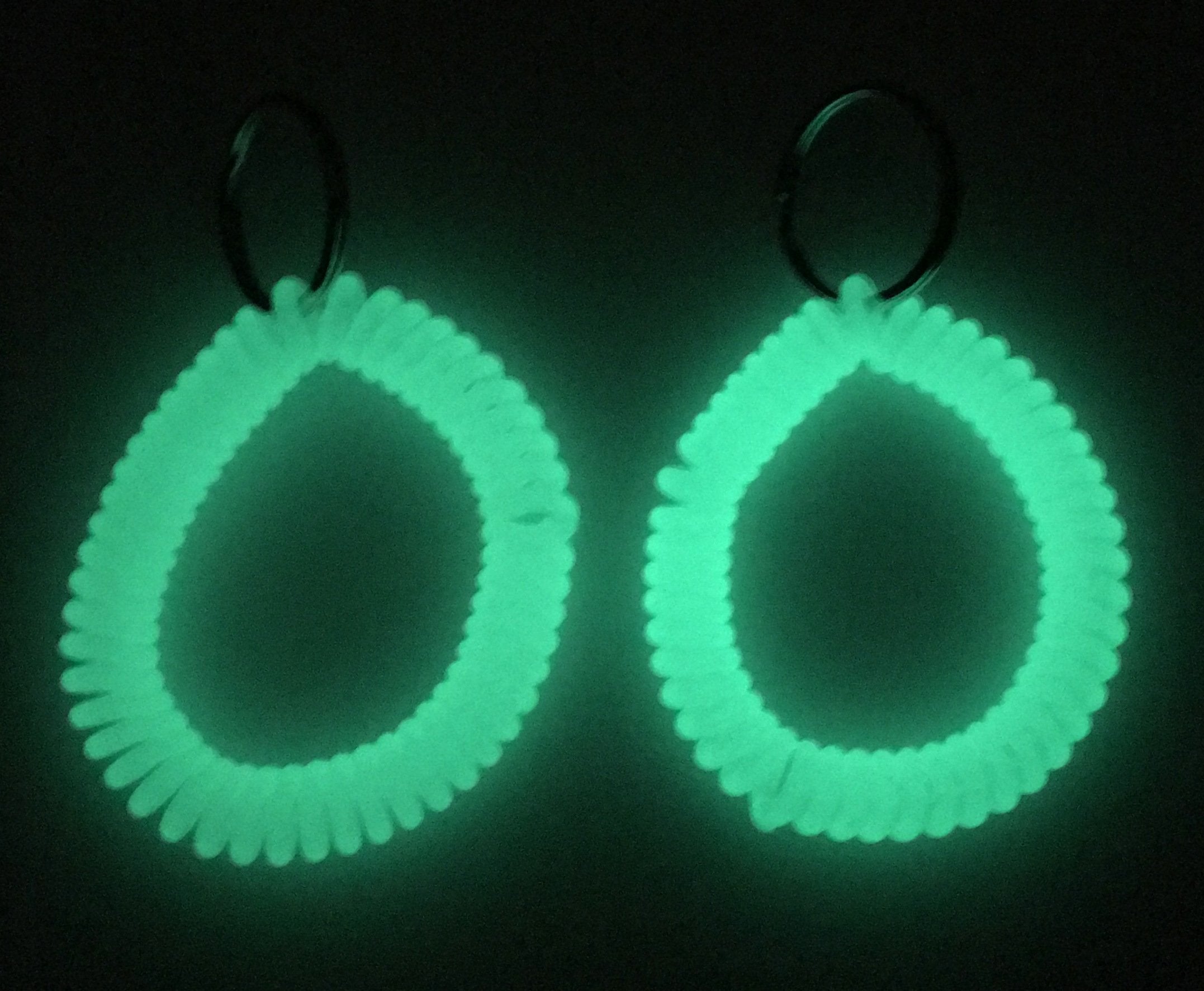 2Pc Excellent Quality Alazco Security Safety Glow In The Dark Key Chain Wrist Coil (With Key Ring) Great For Dorms, Home, Office