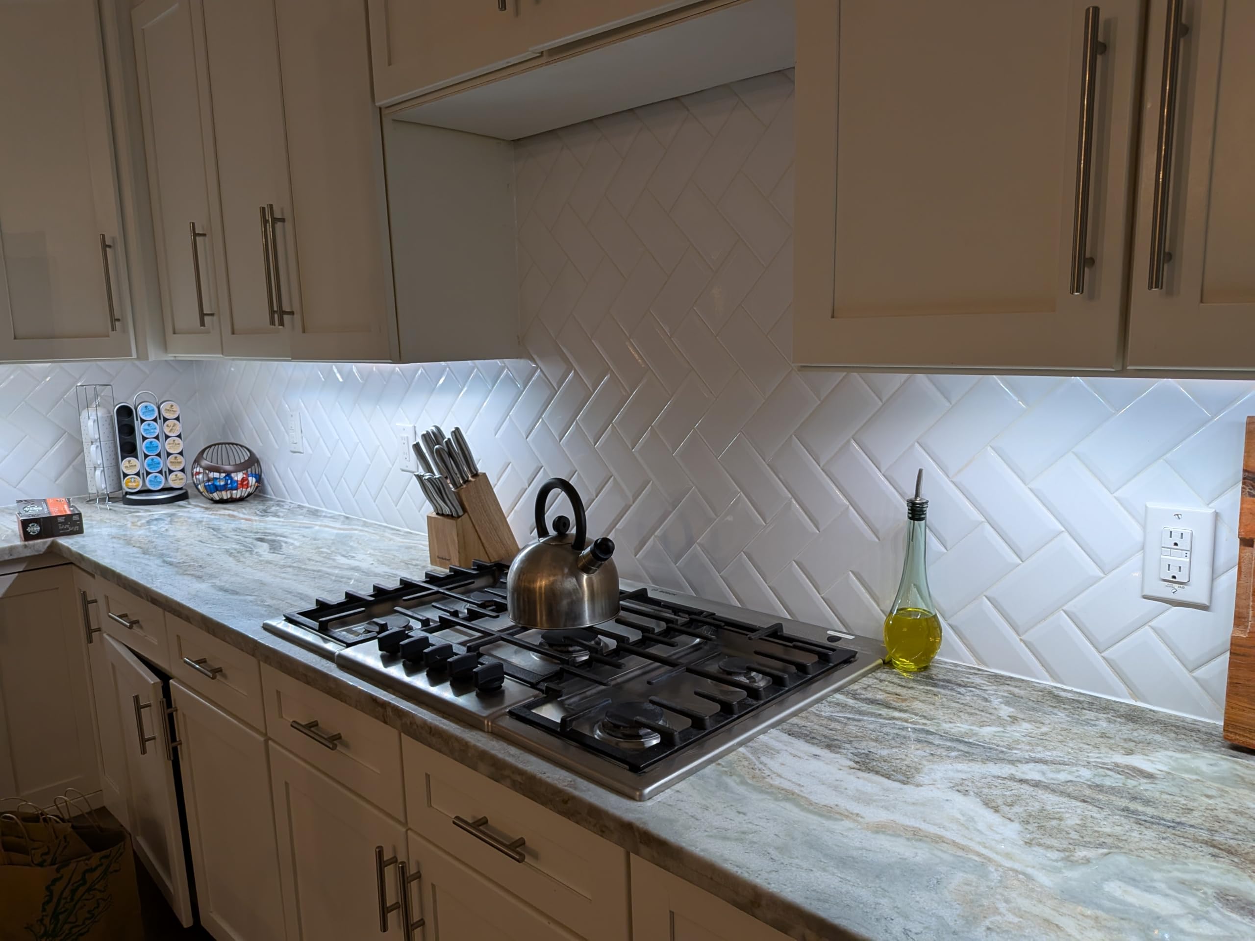 Light Solutions Extension Cable Compatible With Philips Hue Lightstrip V4 Lighting - Led Strip Led Lighting - White (V3 To V4 Ad