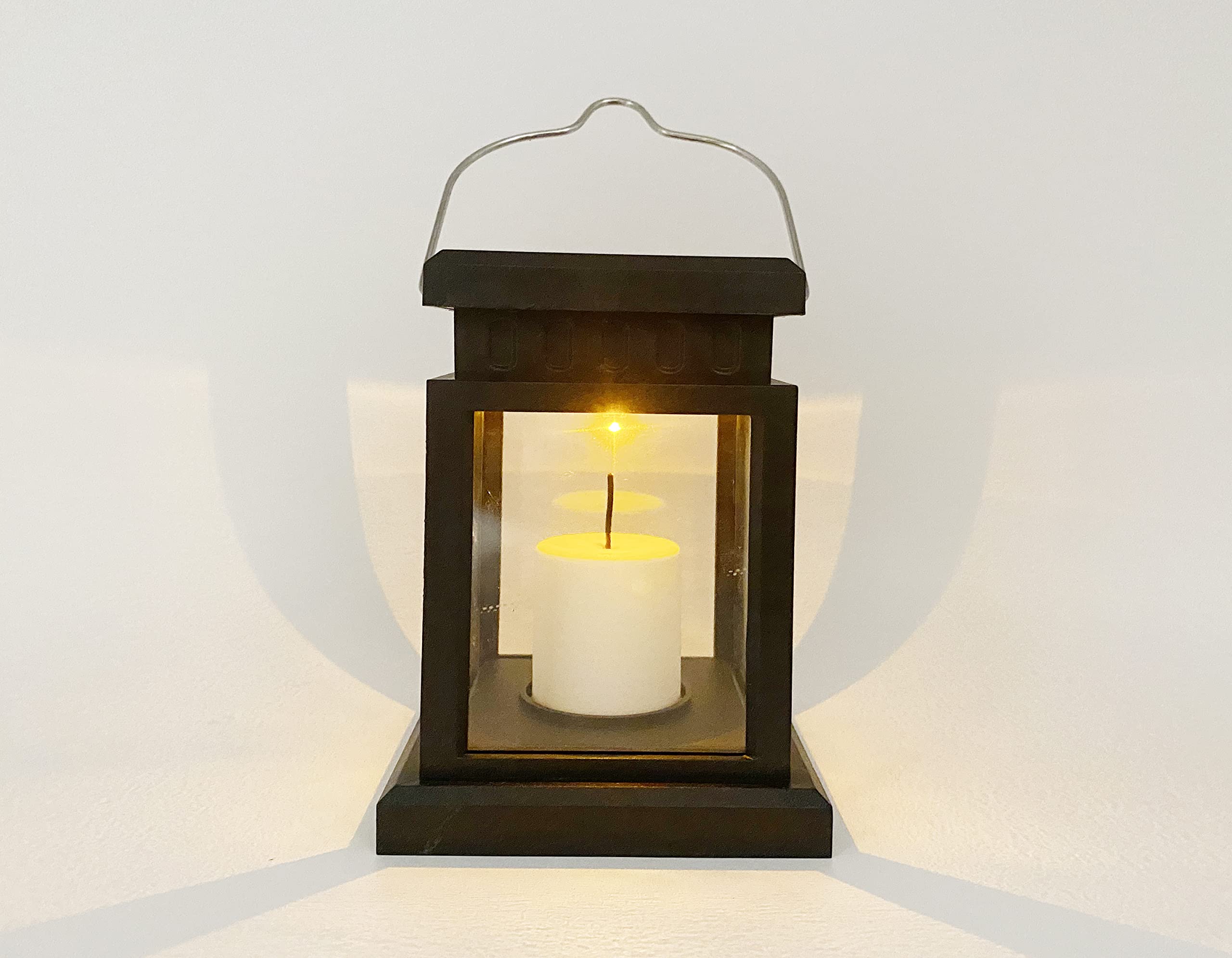 Dycica Solar Lights Outdoor Lanterns - Flickering Flame Effect, Warm White, Waterproof, Decorative