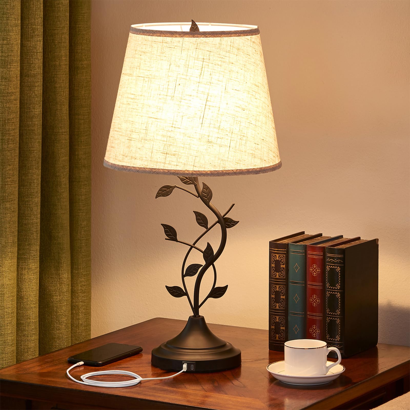 Kakanuo USB Charging Bedside Lamp - Traditional Retro Desk Lamp with USB-A/C Ports, Beige, Model MKTBA