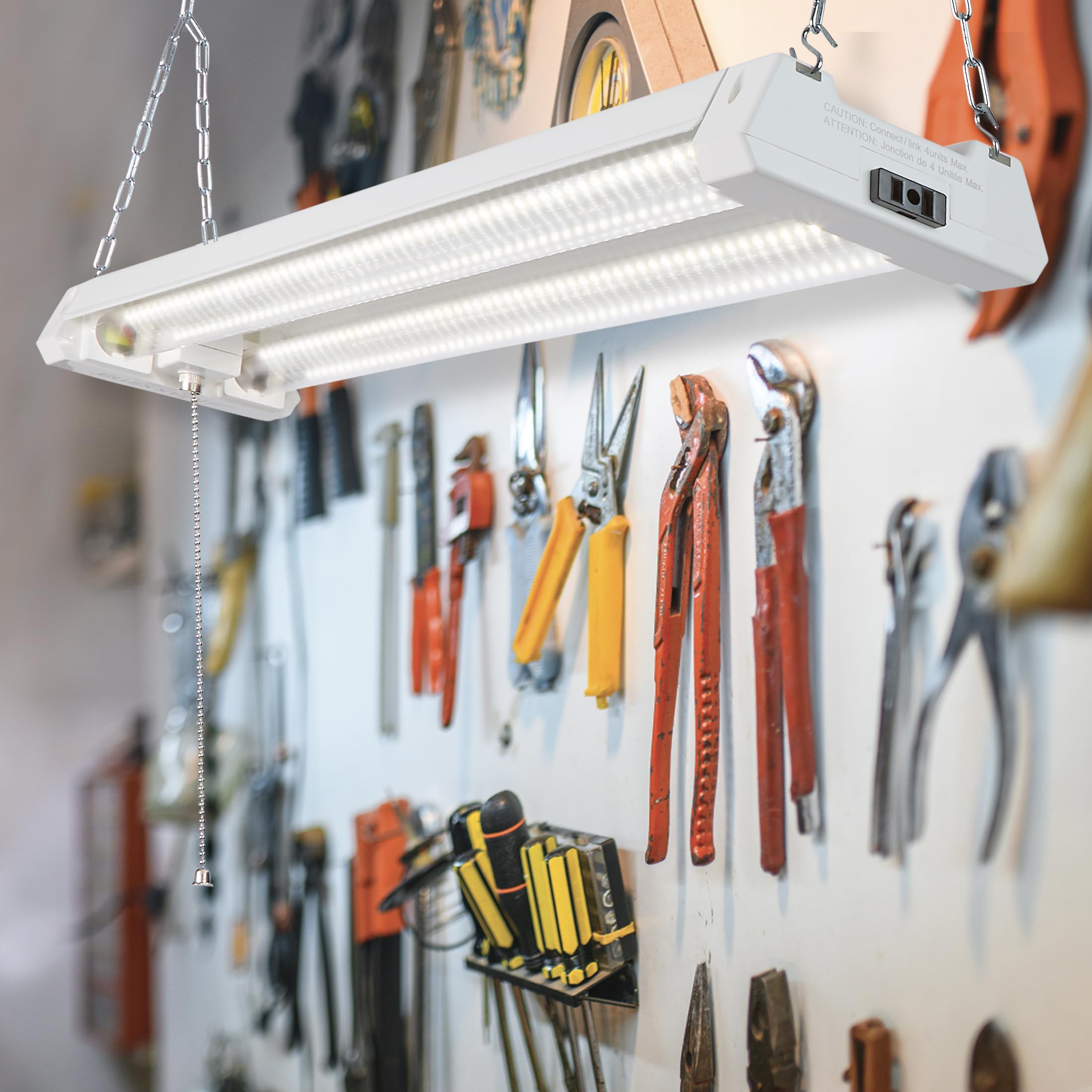 Maxxima Utility LED Shop Light Fixture, 20W, 2500 Lumens, Linkable, Clear Lens, 5000K Daylight, Model MSL-202500C, Ideal for