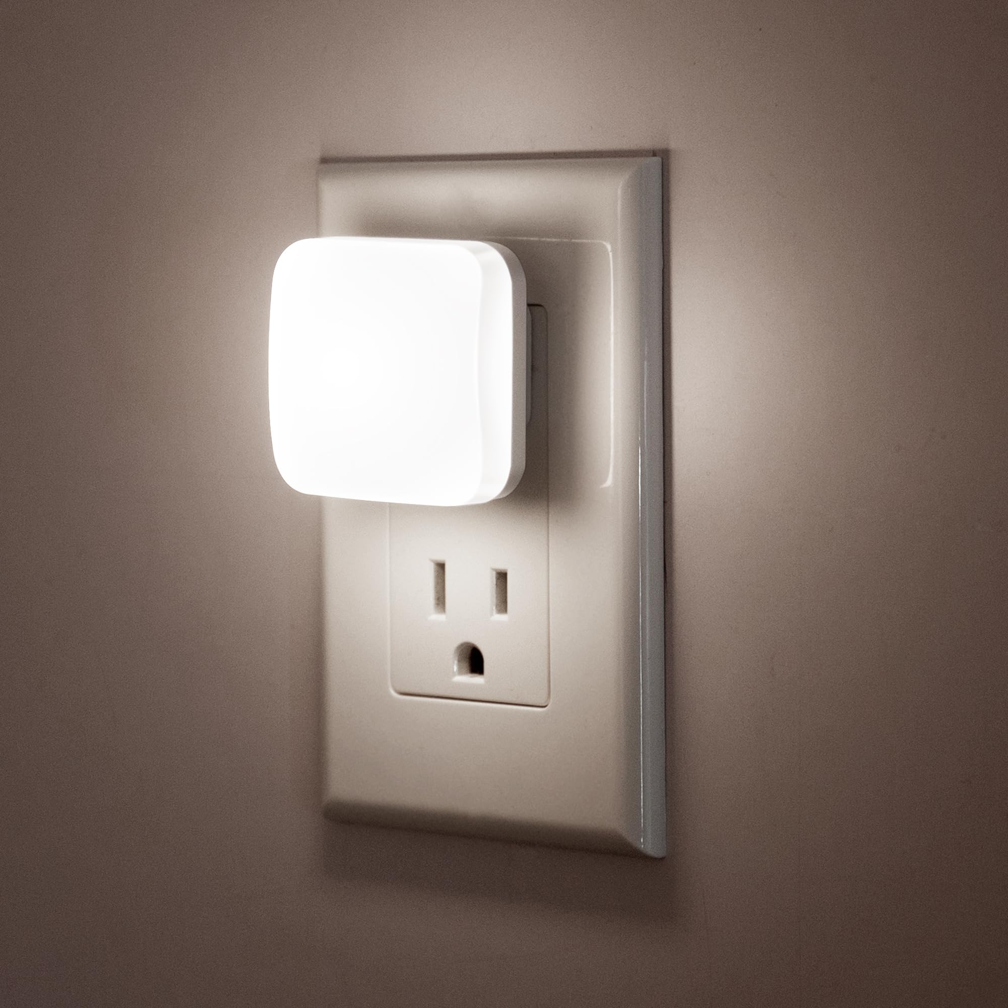 Briignite LED Night Lights, 4 Pack, Dusk to Dawn Sensor, 0.3W, White, Model BRGY10403US-4, Ideal for Bathroom, Bedroom, Kitchen