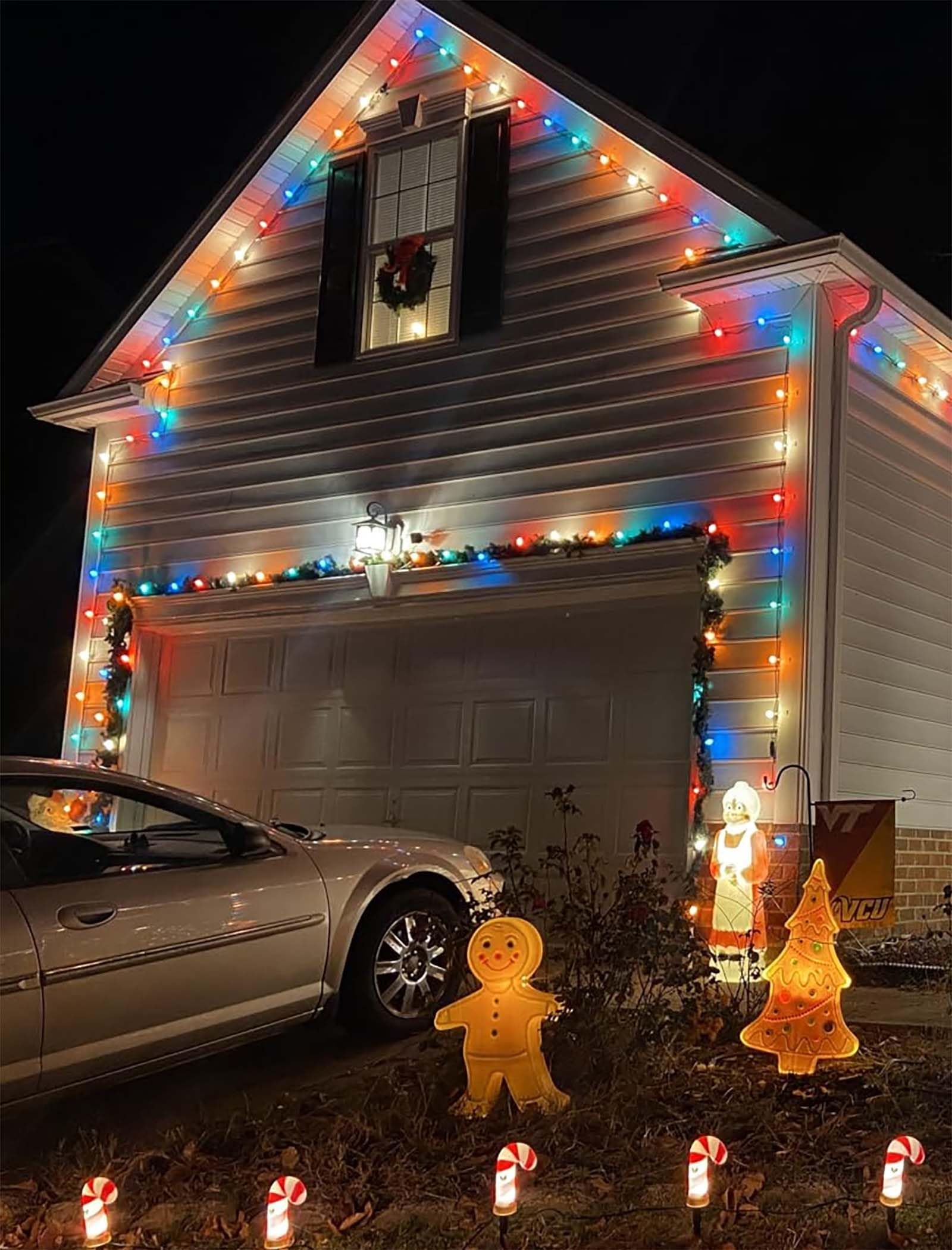Romasaty C7 Led Multicolor Christmas Lights  25Ft C7 Vintage Christmas Lights With 27 Led Multicolor Glass Bulbs  Outdoor String Lights For Xmas Tree Home Yard Patio Decor  Green Wire