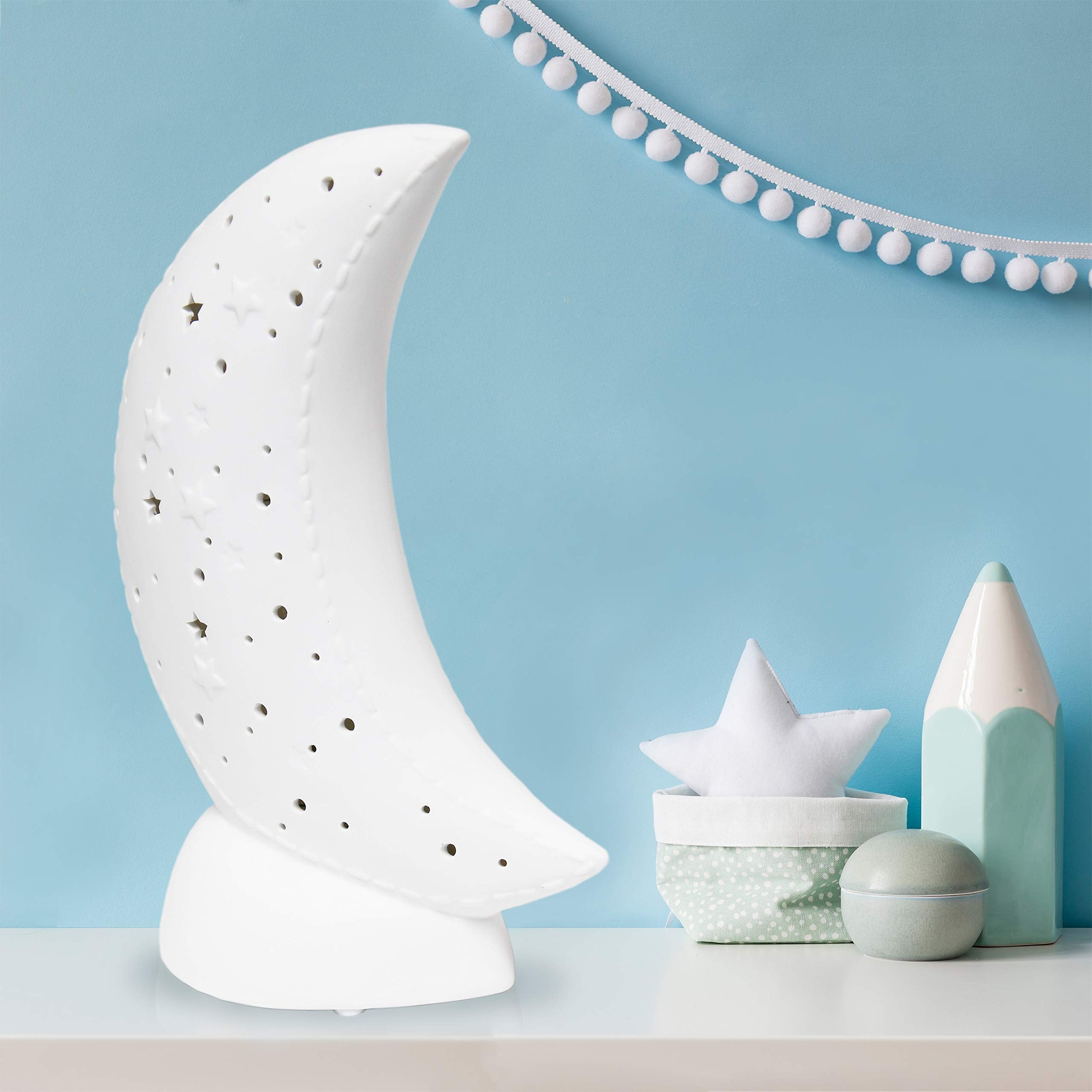 Simple Designs LT3338-WHT Porcelain Crescent Moon Night Light Lamp, White, Pack of 1