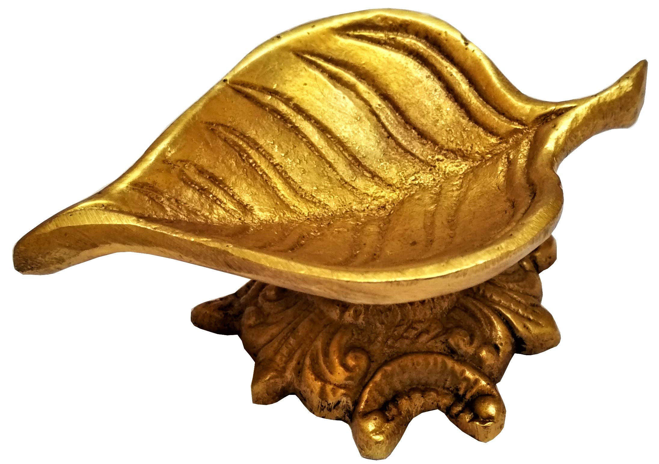 Purpledip Brass Oil Lamp Lakshmi Deepam: Pipal Leaf Diya (11569)