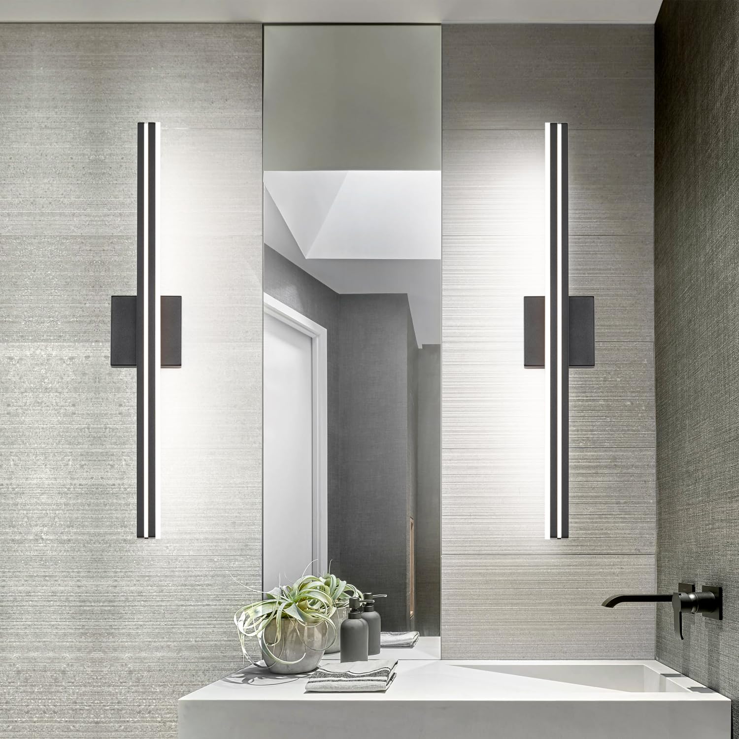 Sinerise 32-Inch Led Modern Bathroom Vanity Light Bar, Matte Black Modern Acrylic Bathroom Wall Lighting Fixtures Over Mirror (C