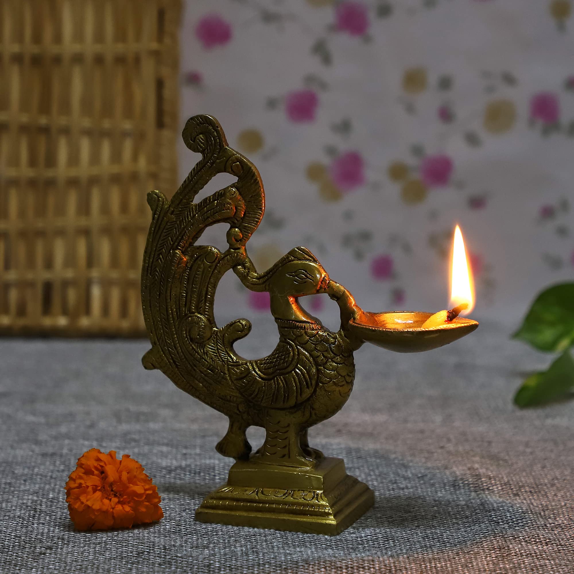 Jaszz Art Brass Peacock Diya (9 inches and 800g) Ethnic Design Handmade Curved Oil Wick Antique Deepak Lamp for Home Decor Templ