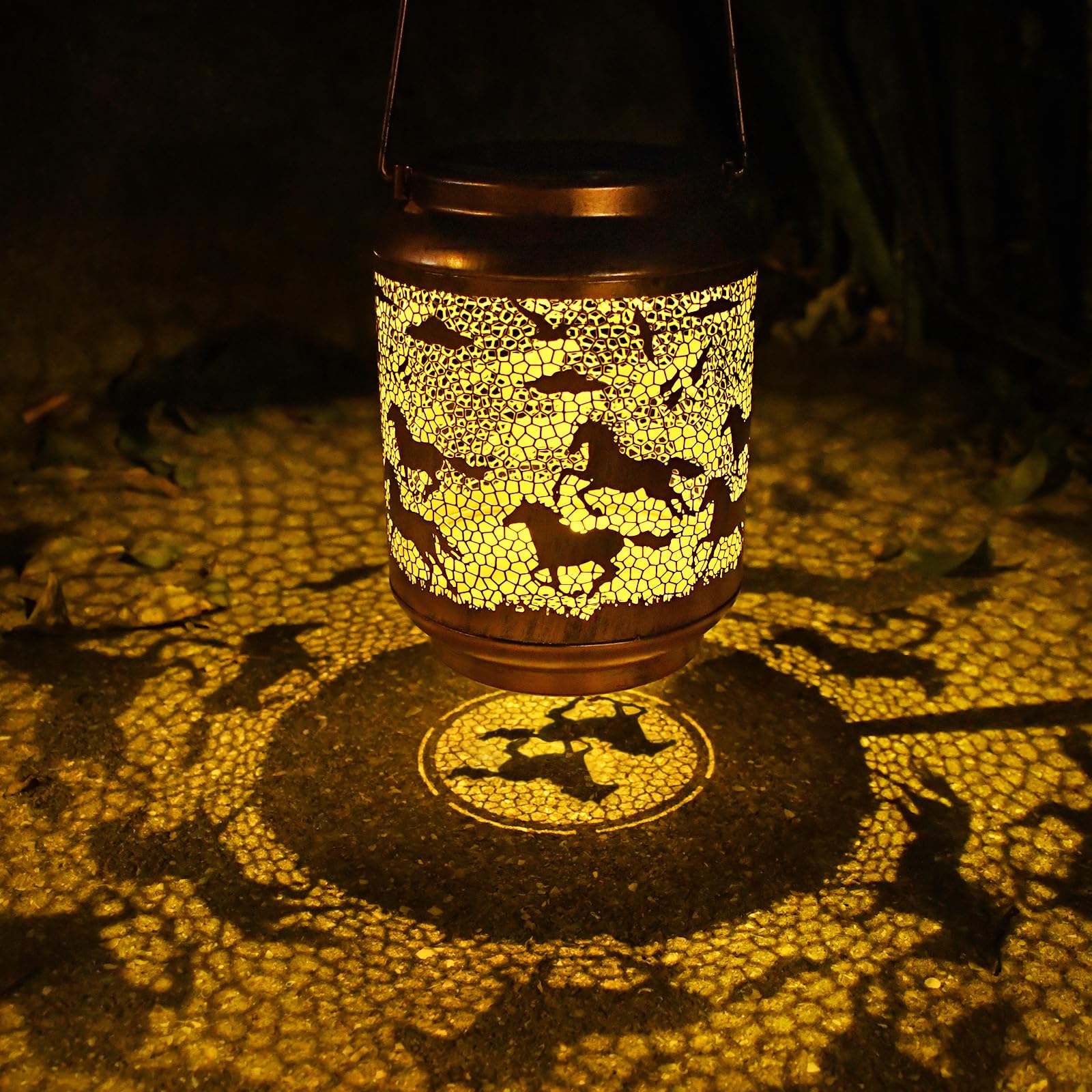 kyoryuger Solar Lantern for Outdoors, Metal Decorative Light, Horse Model, Ideal Gifts for Mom, Grandma, Yard Patio Decor