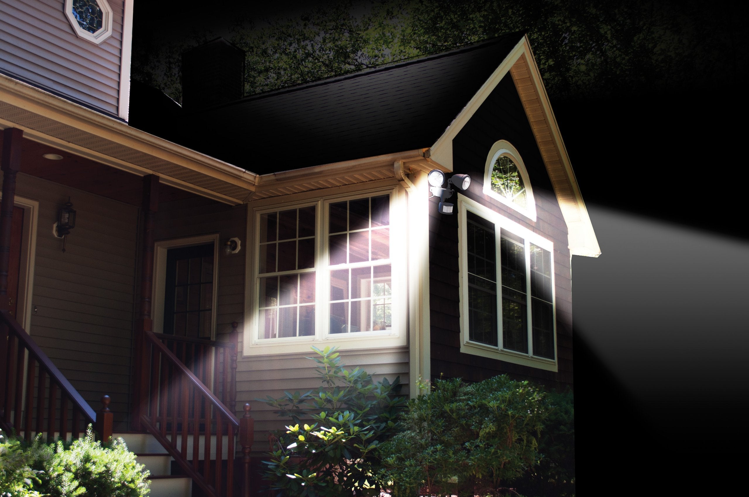 Maxsa 44215 Solar Motion Activated Dual Head Light In Black 8.50X8.00X7.50