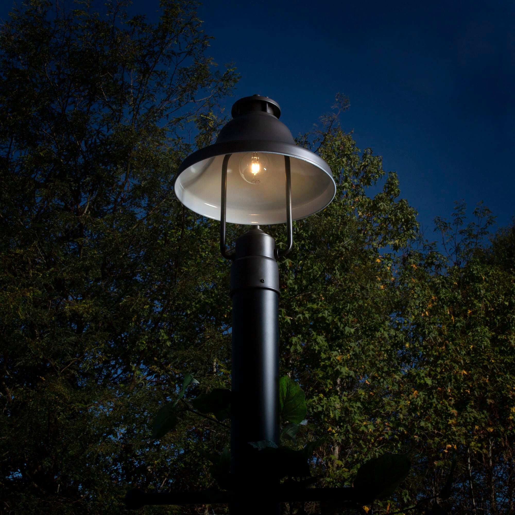 DESIGNERS FOUNTAIN Bayport-DS Post Lantern, 15.25in H, Bronze/Brown Outdoor Lighting Fixture