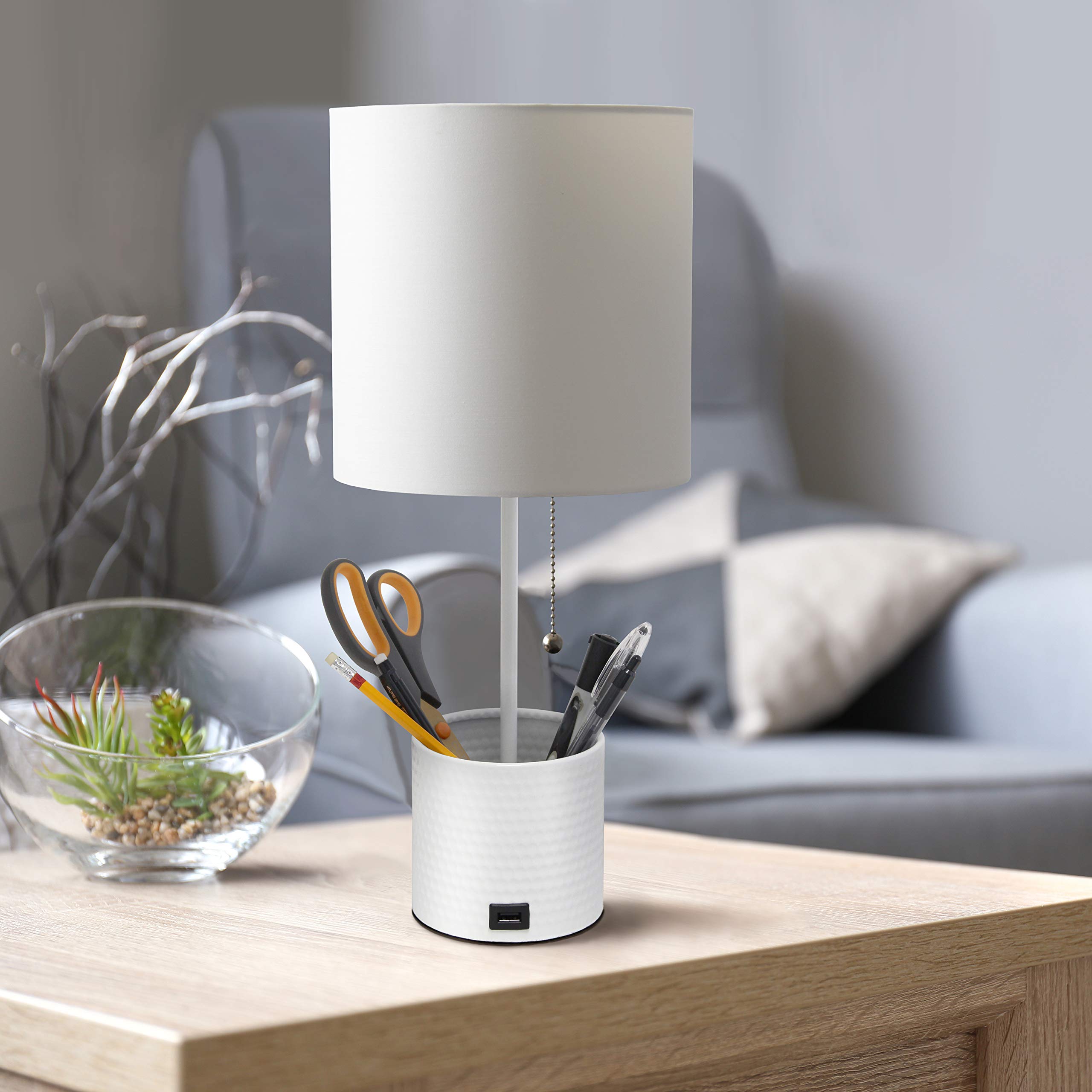 Simple Designs Lt1085-Wht Hammered Metal Organizer Table Lamp With Usb Charging Port And Fabric Shade, White
