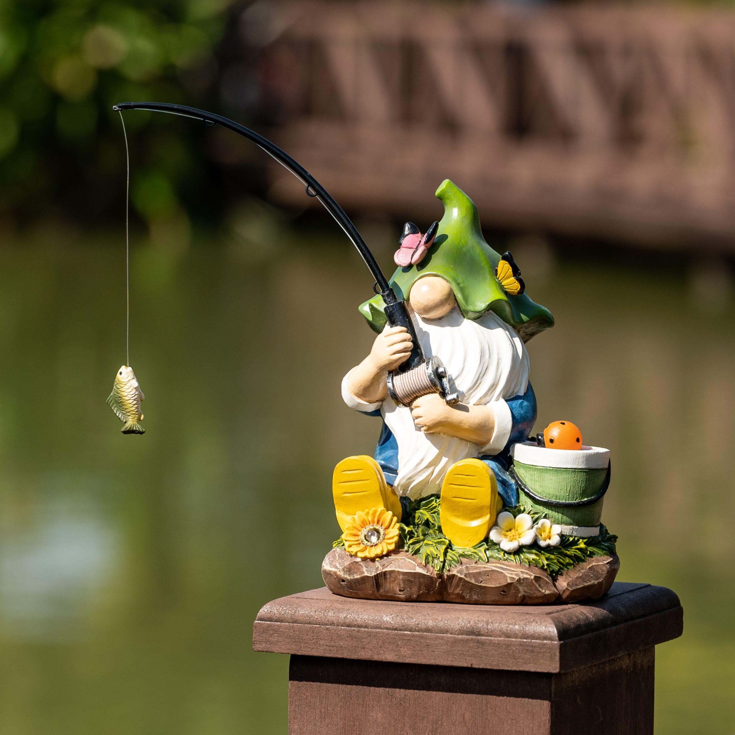 TERESAS COLLECTIONS Resin Outdoor Statue with Solar Outdoor Lights for Garden Decor,Christmas Garden Gnome Fishing for Outside