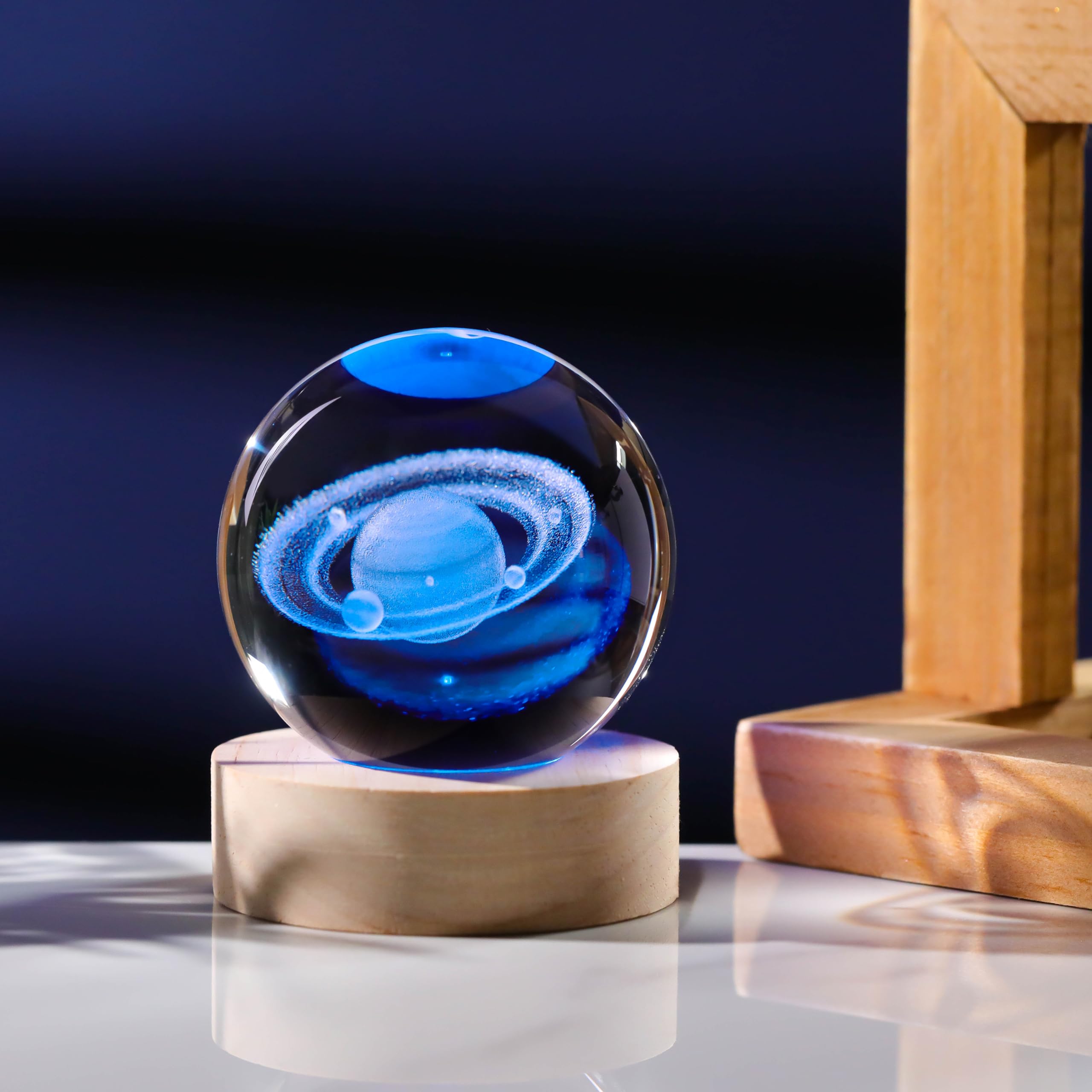Precious Memorial 3D Saturn Crystal Ball with LED Touch Base, Crystal Material, Saturn Color, Decorative Astronomy Gift