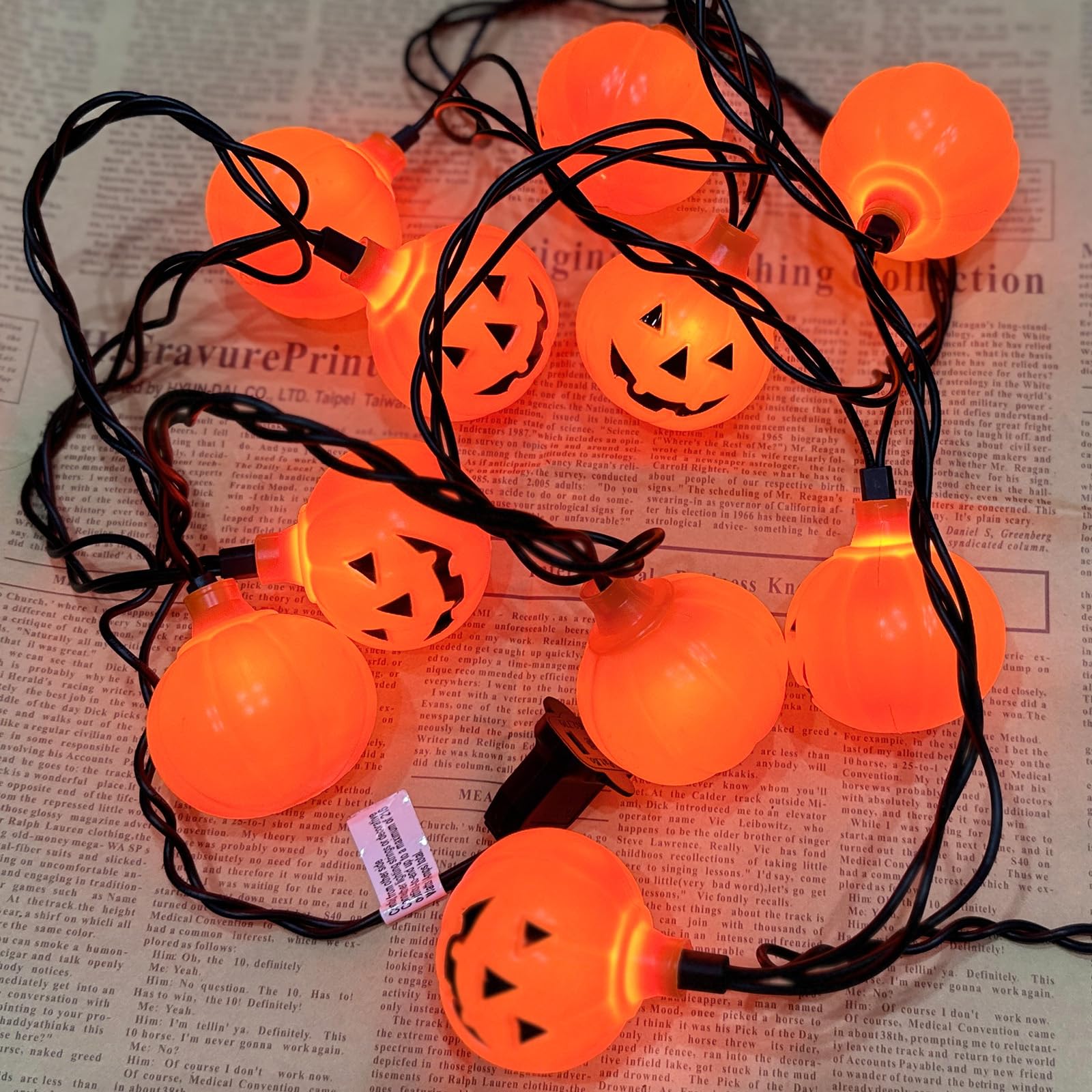 Pallerina Halloween Pumpkin String Lights, 8.5ft, 10 Orange Lights, Plastic Material, Model LR-DD-L-10E/1F-C5