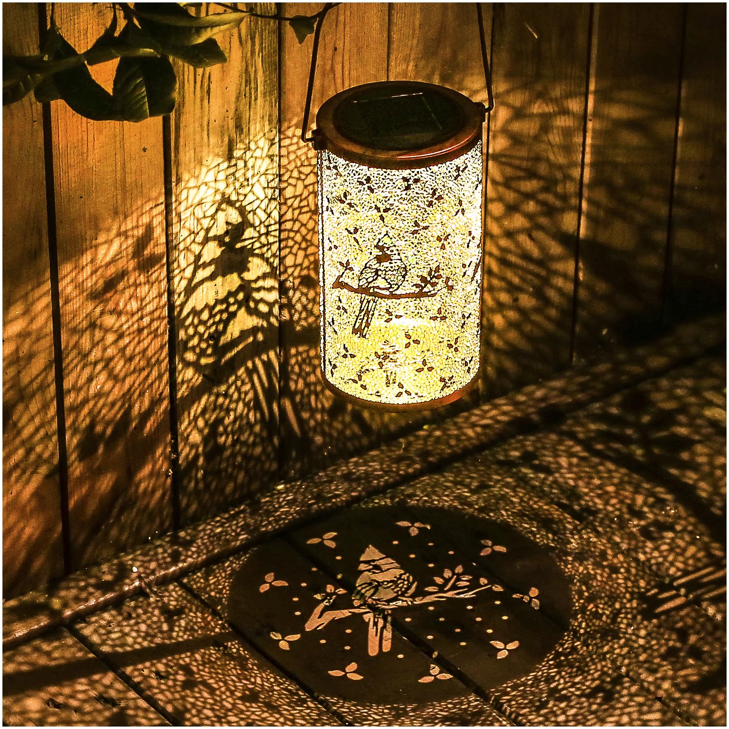 Cardinal Solar Lanterns Outdoor Waterproof Hanging Solar Lights Cardinal Gifts for Women Men Metal Bird Decorative LED Lanterns 